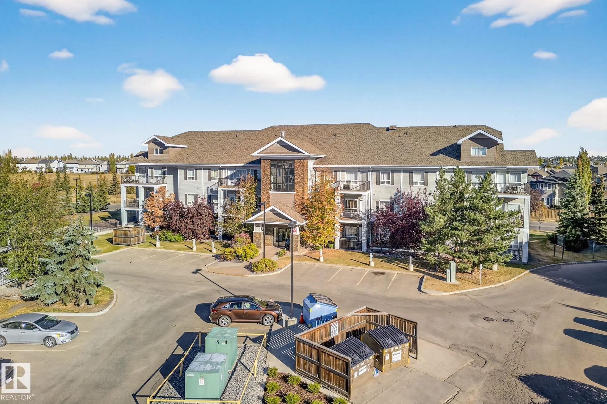 7323 SOUTH TERWILLEGAR Drive