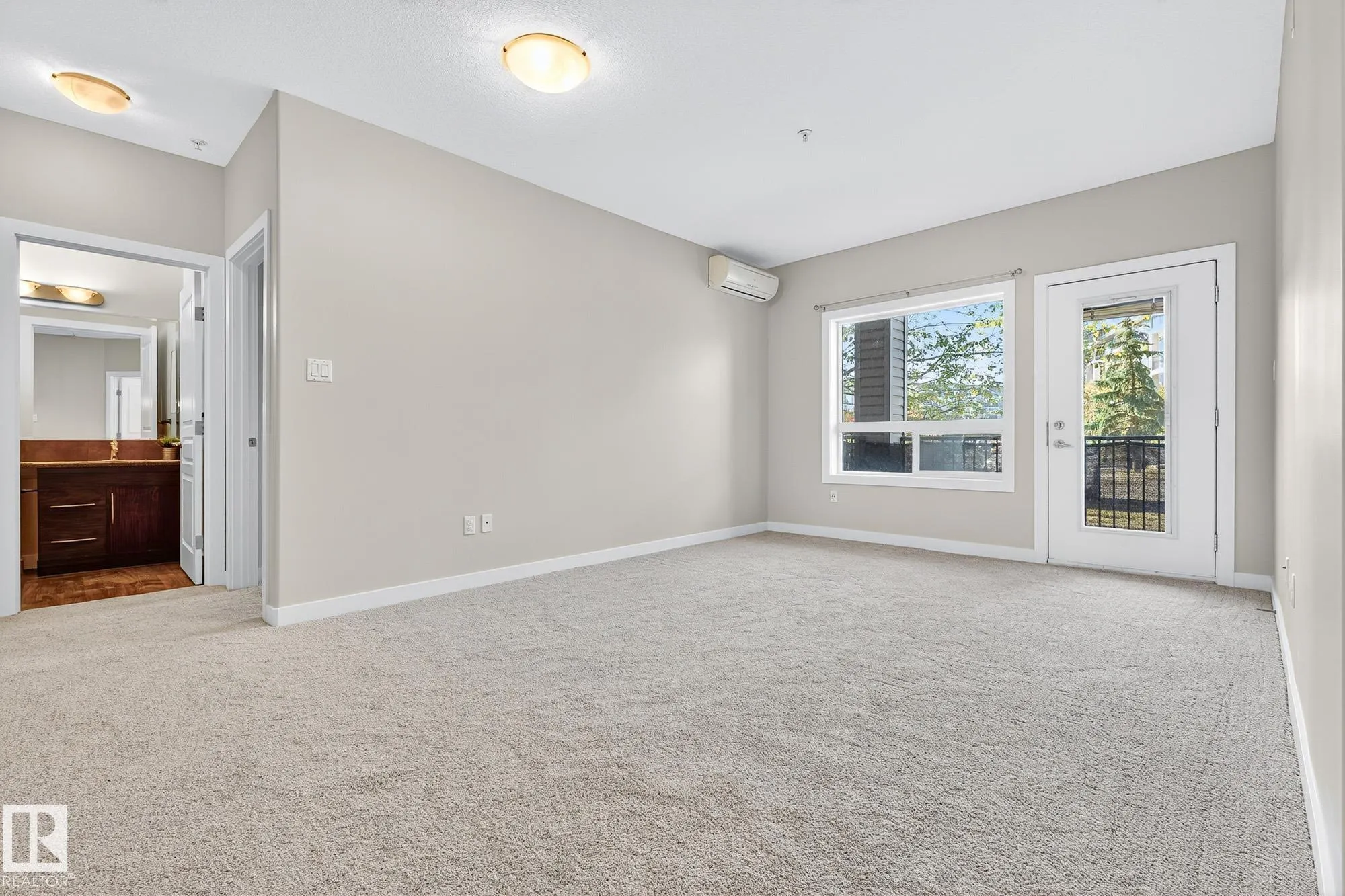 7323 SOUTH TERWILLEGAR Drive