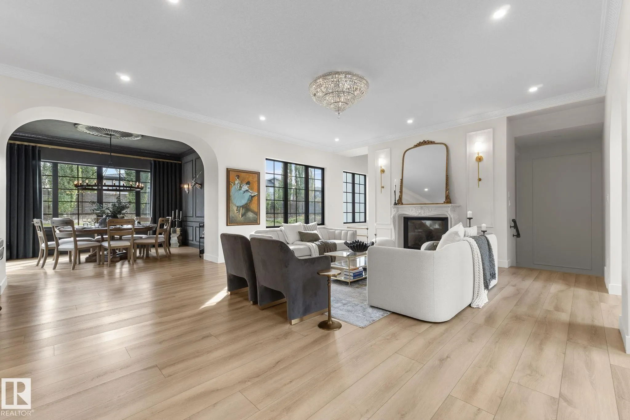 183 WINDERMERE Drive
