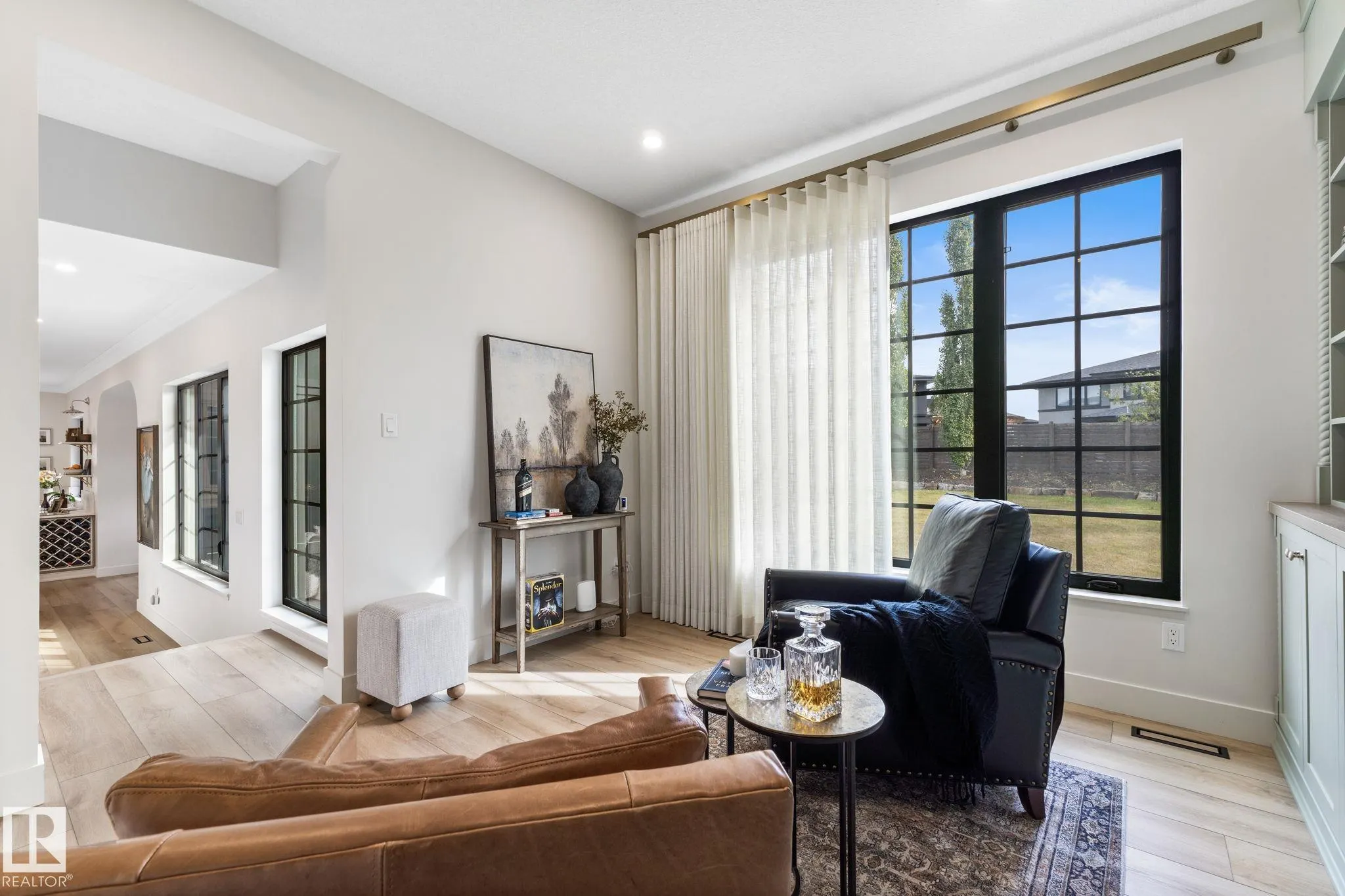 183 WINDERMERE Drive