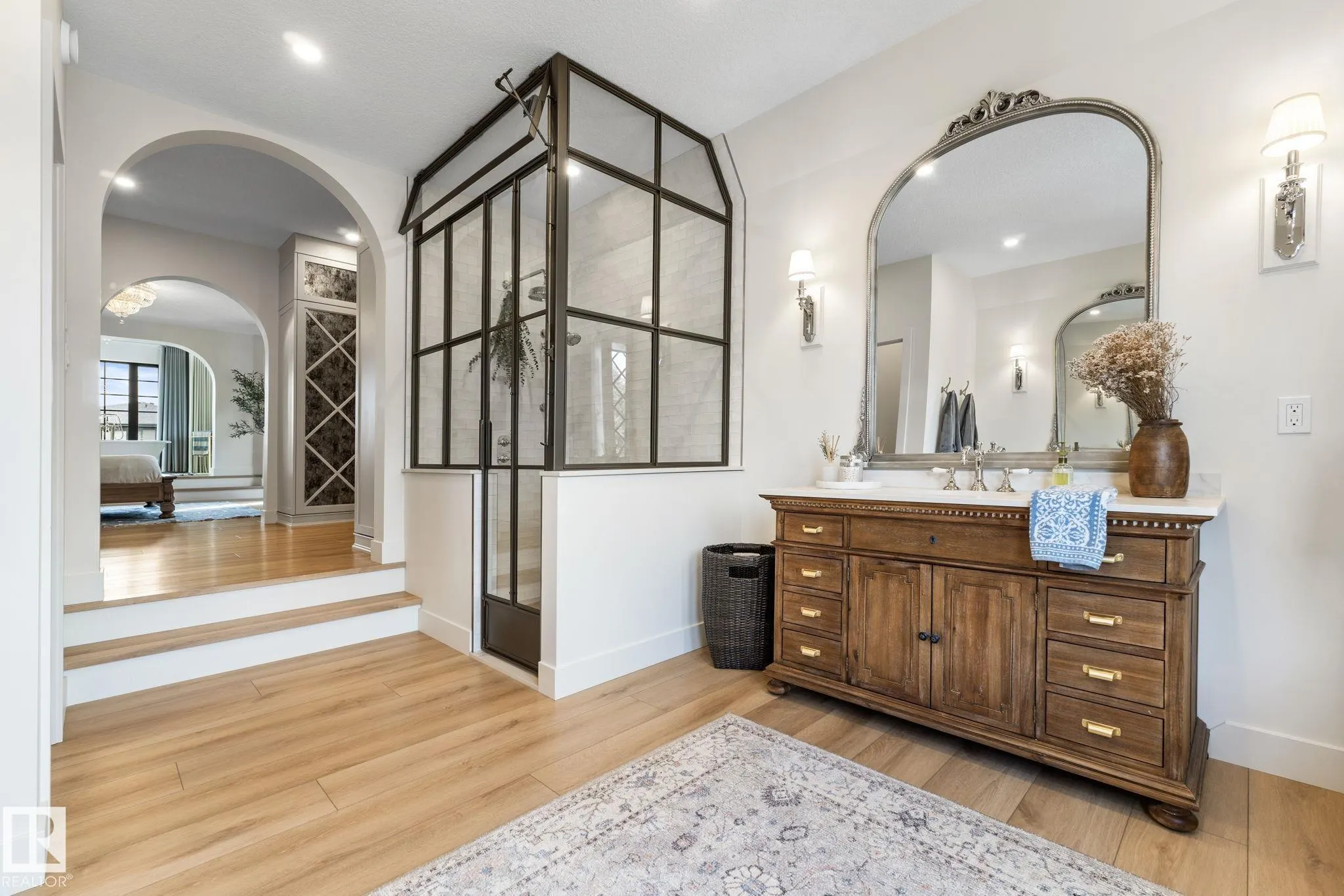 183 WINDERMERE Drive