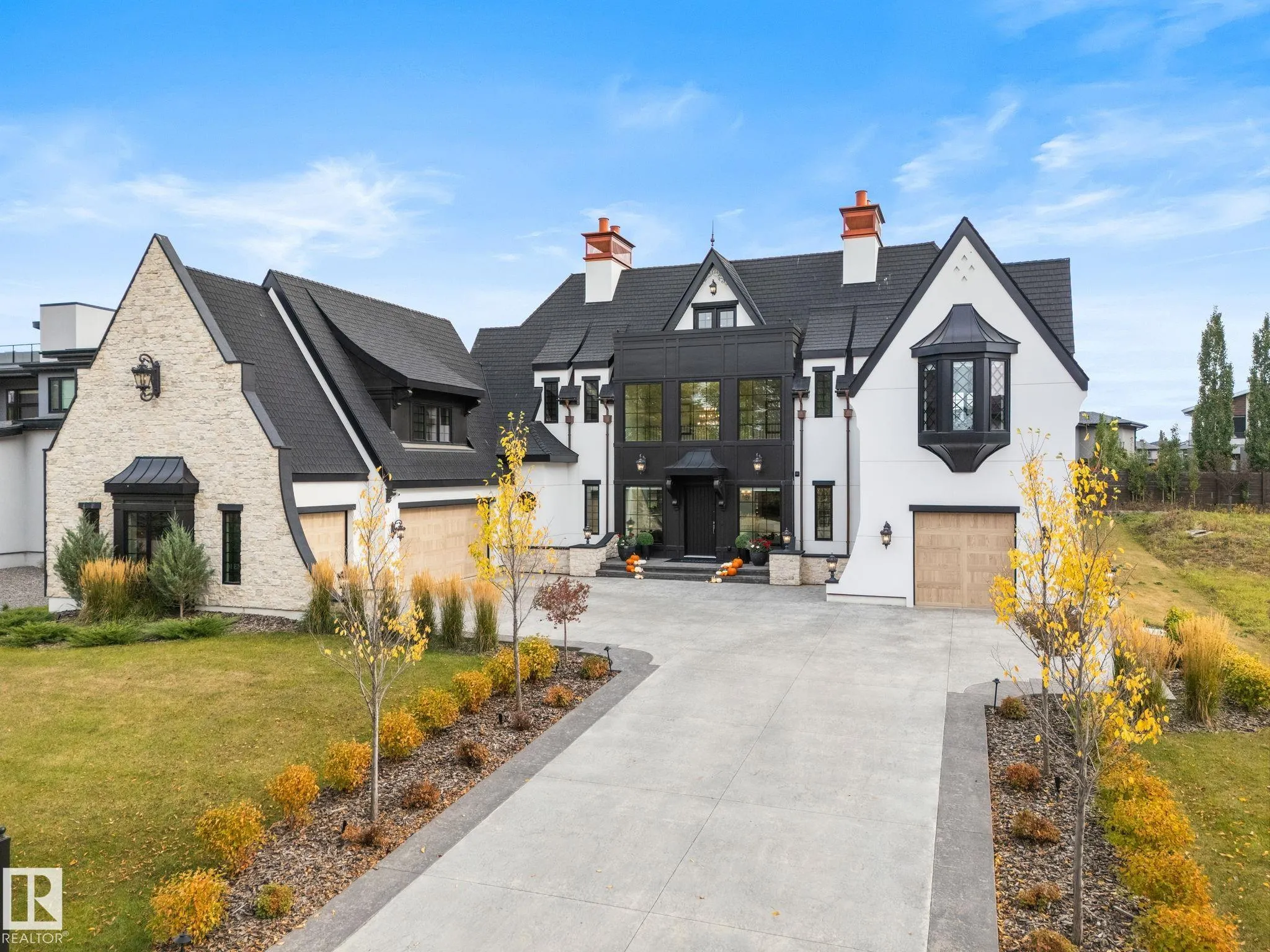 183 WINDERMERE Drive