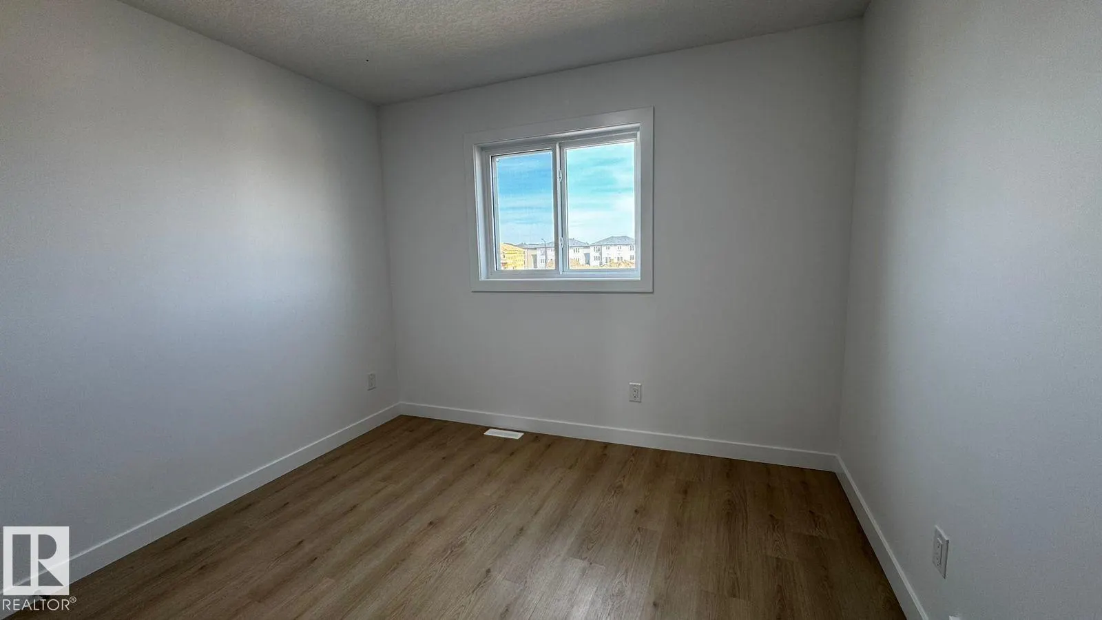 39 AVE Avenue