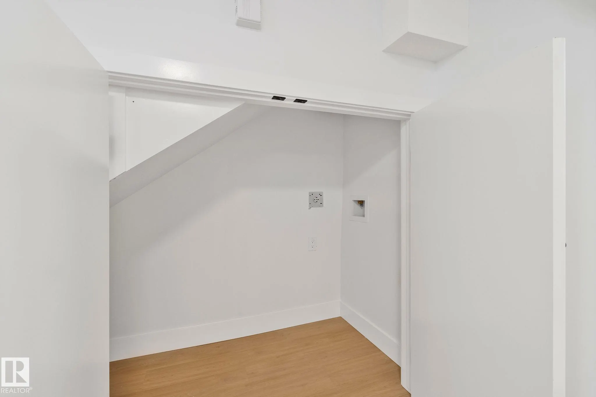 11140 126 Street