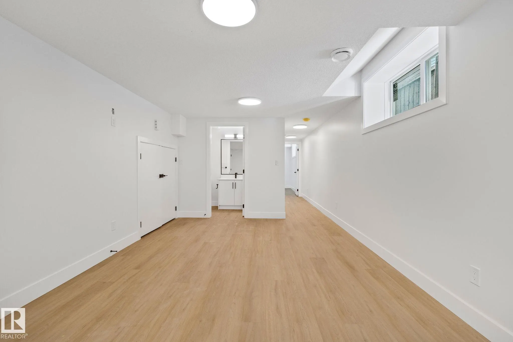 11140 126 Street