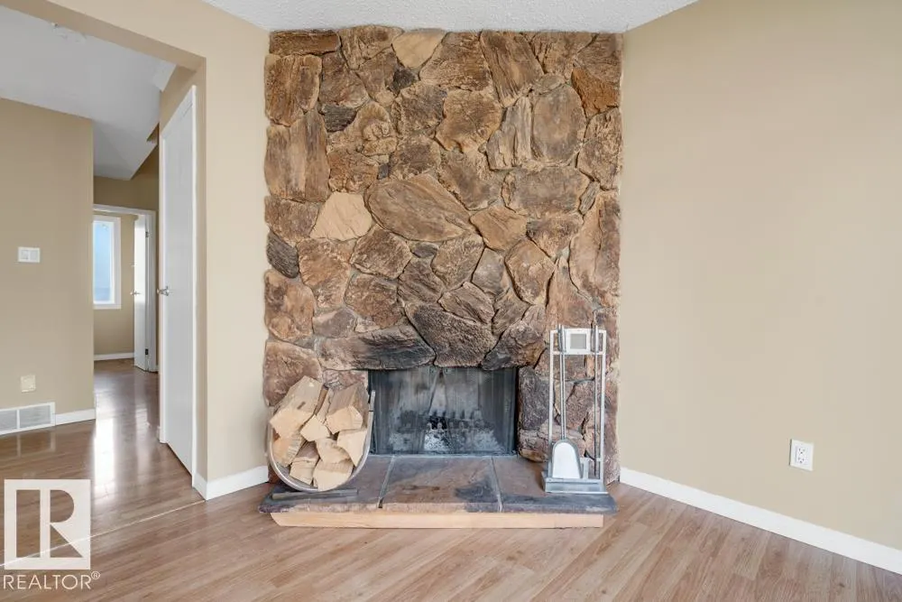 1193 HOOKE Road