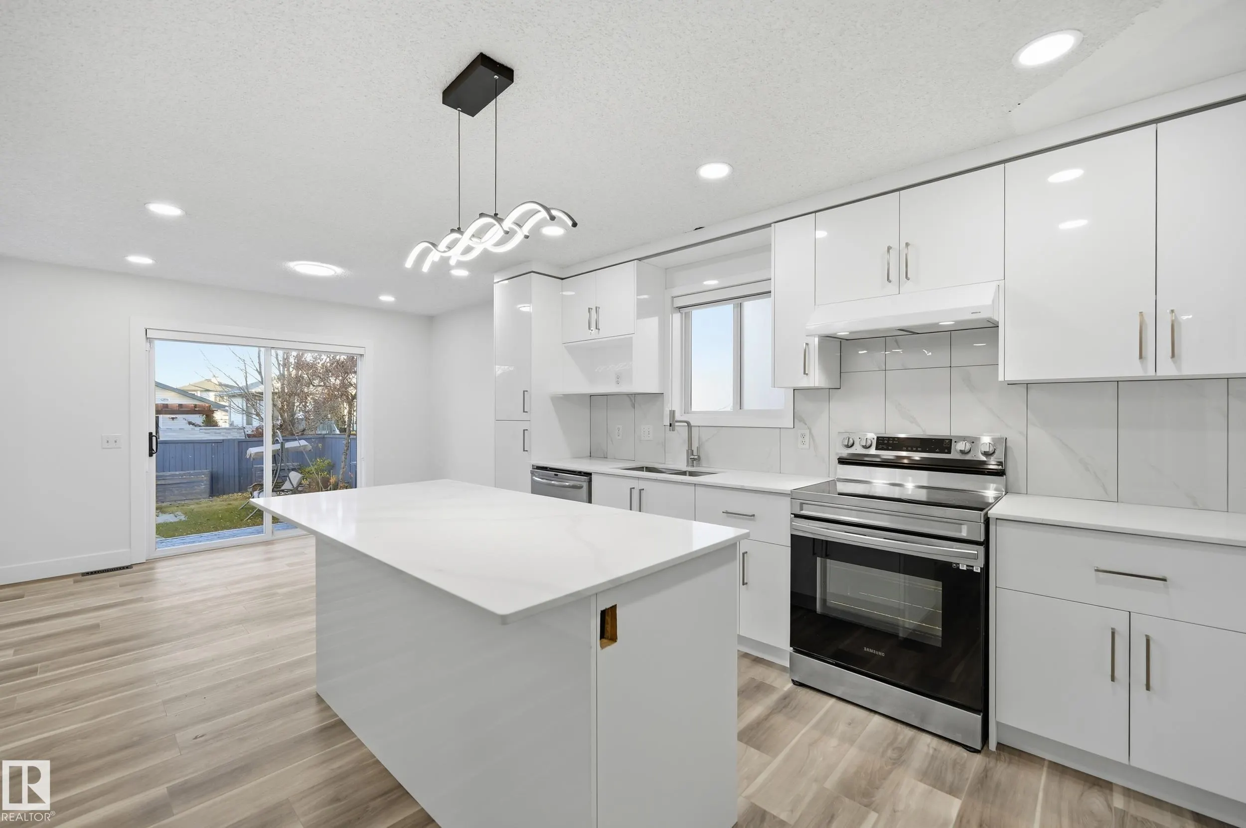 336 Wild Rose Way