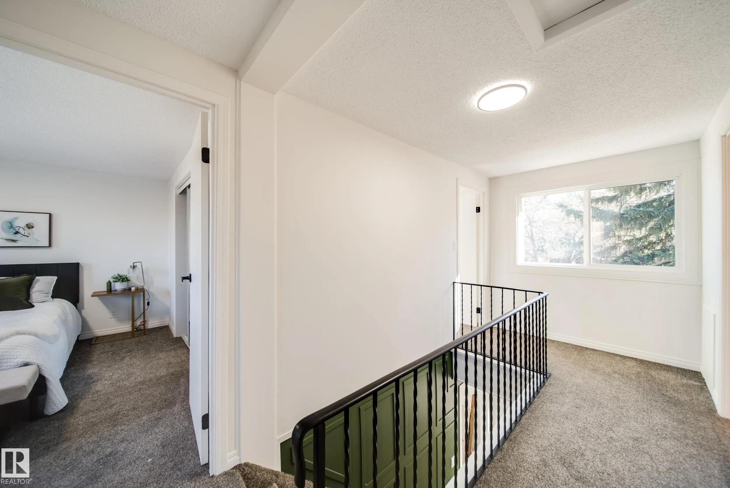 289 RIDGEWOOD