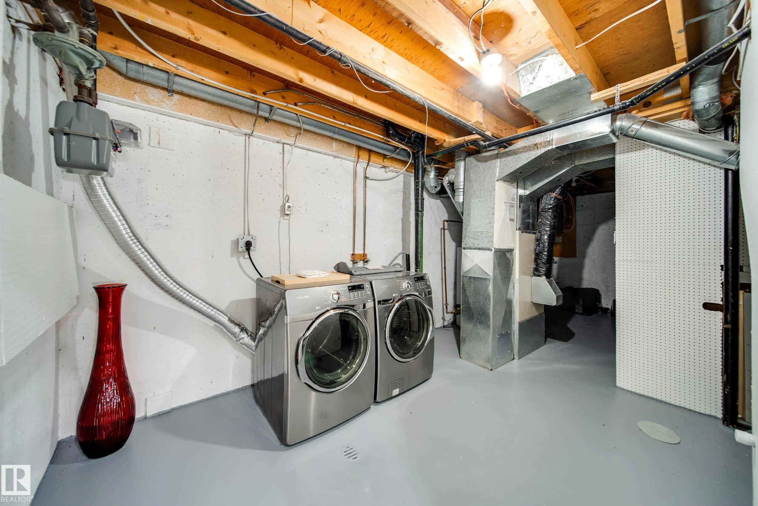 289 RIDGEWOOD