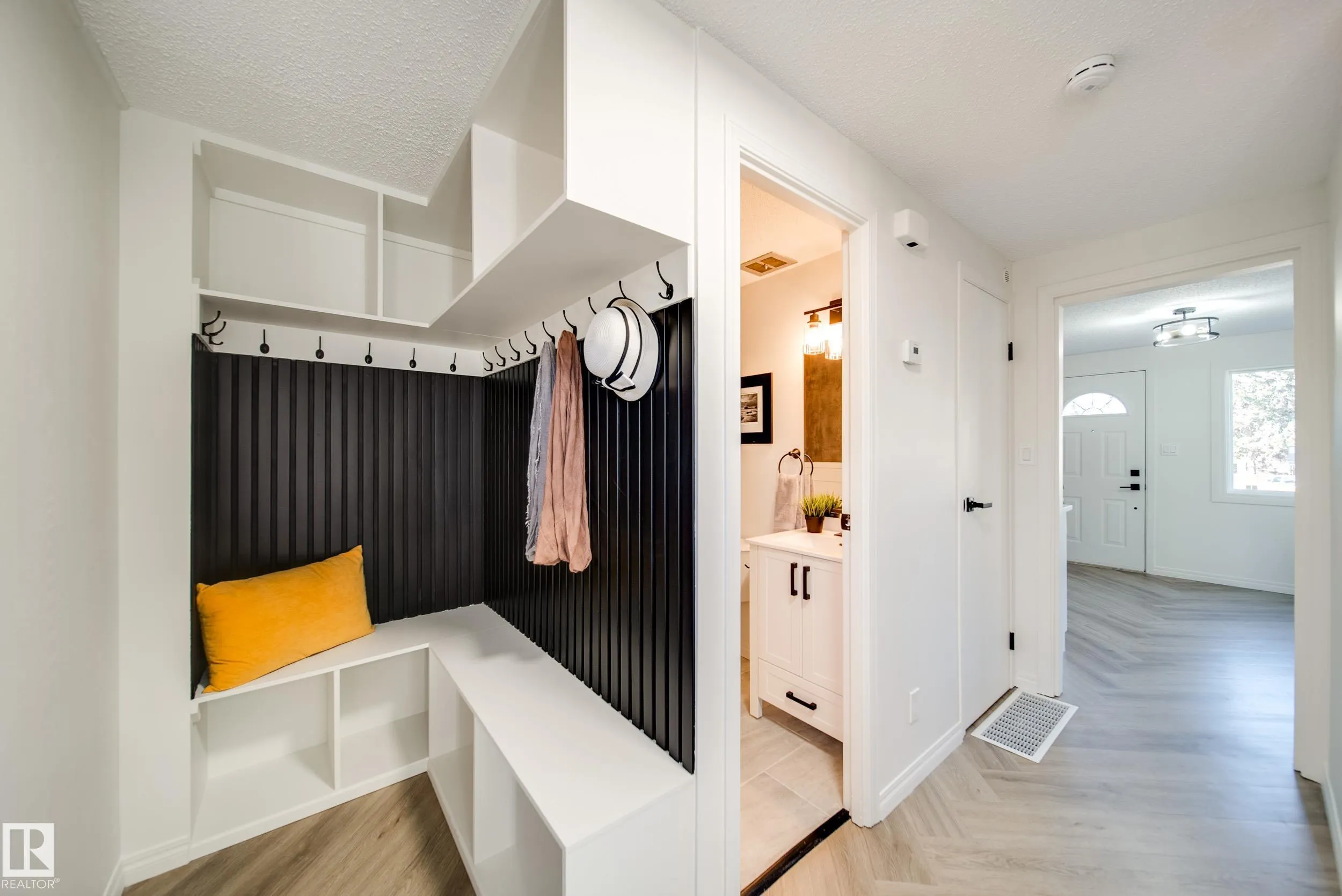 289 RIDGEWOOD