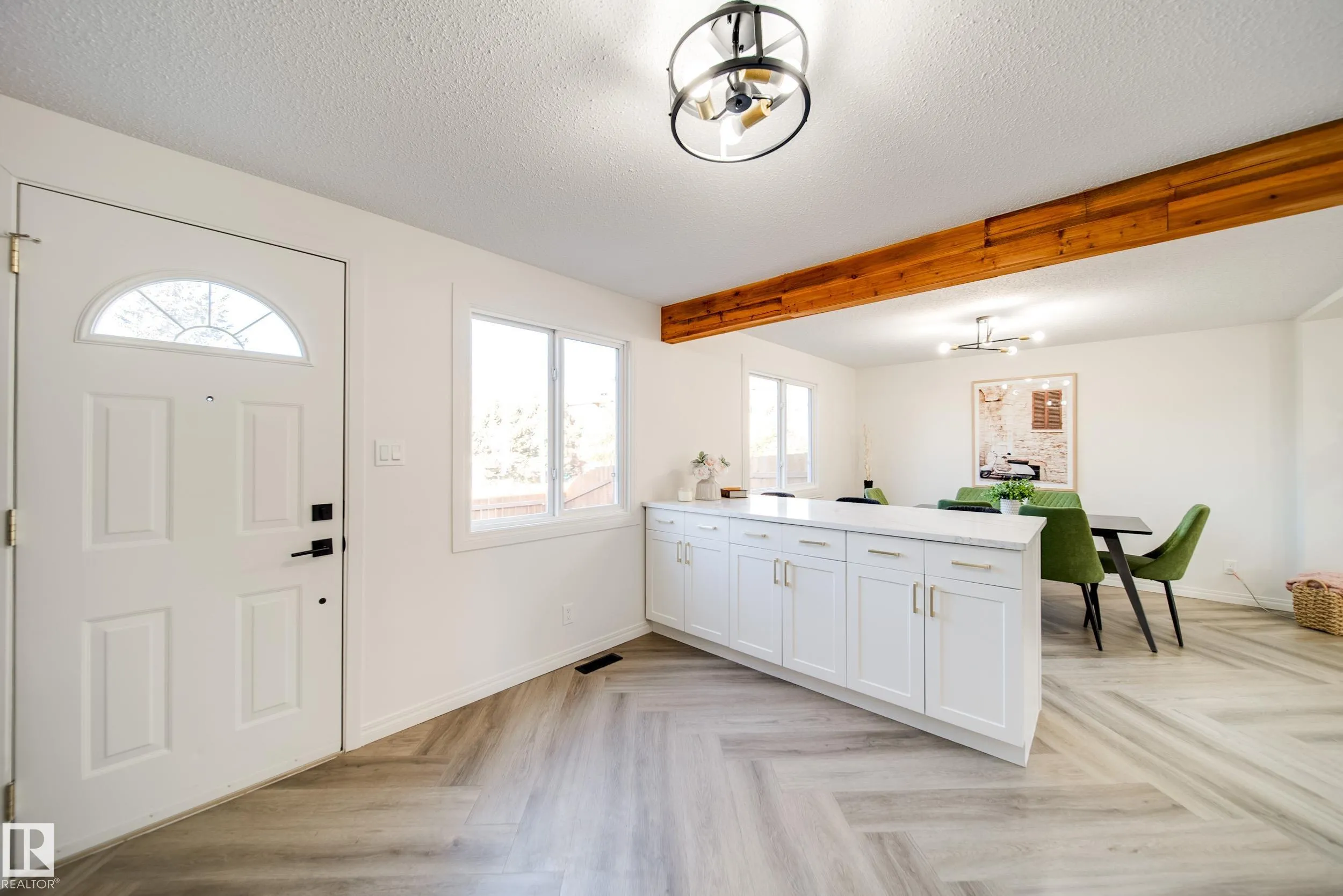 289 RIDGEWOOD