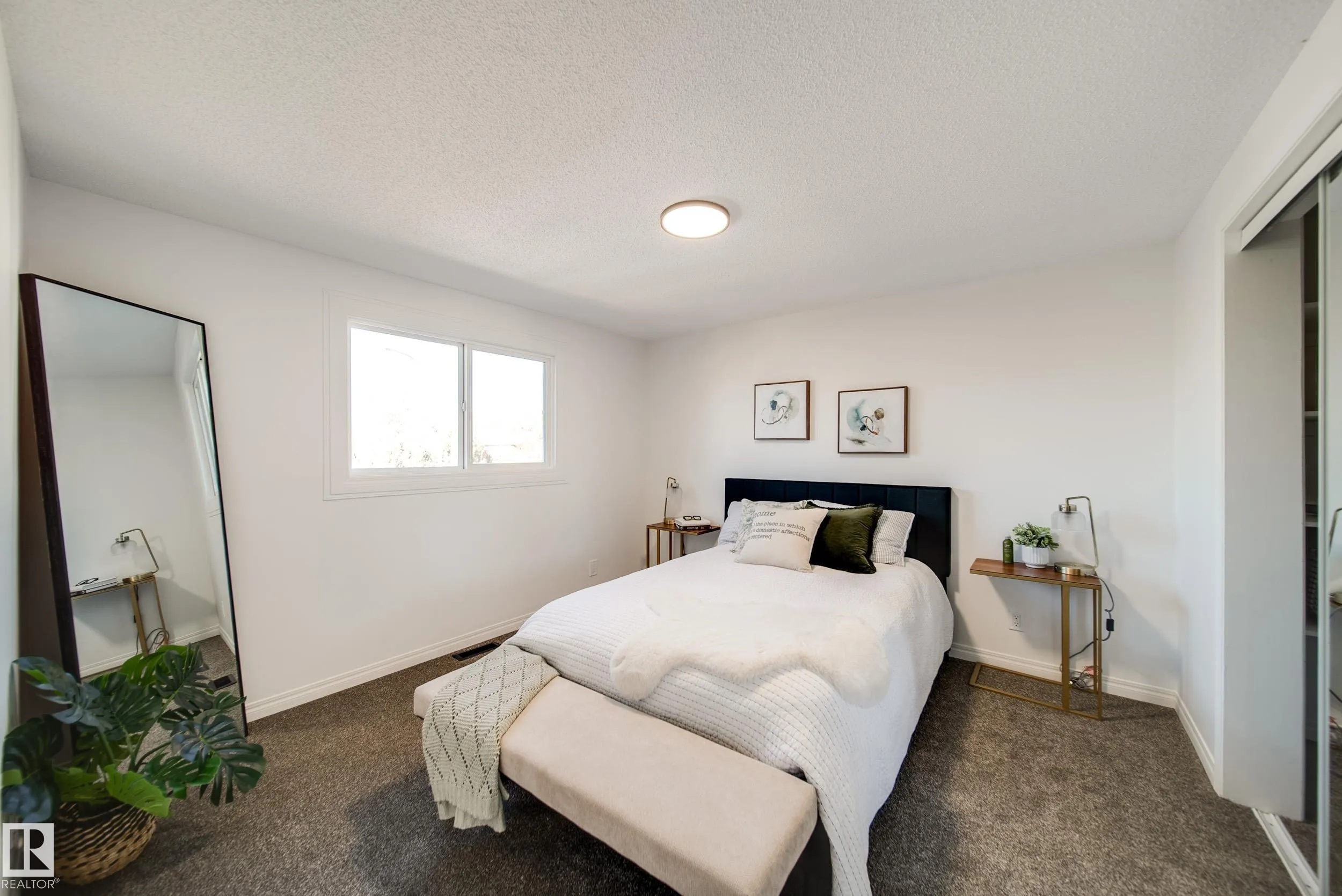 289 RIDGEWOOD