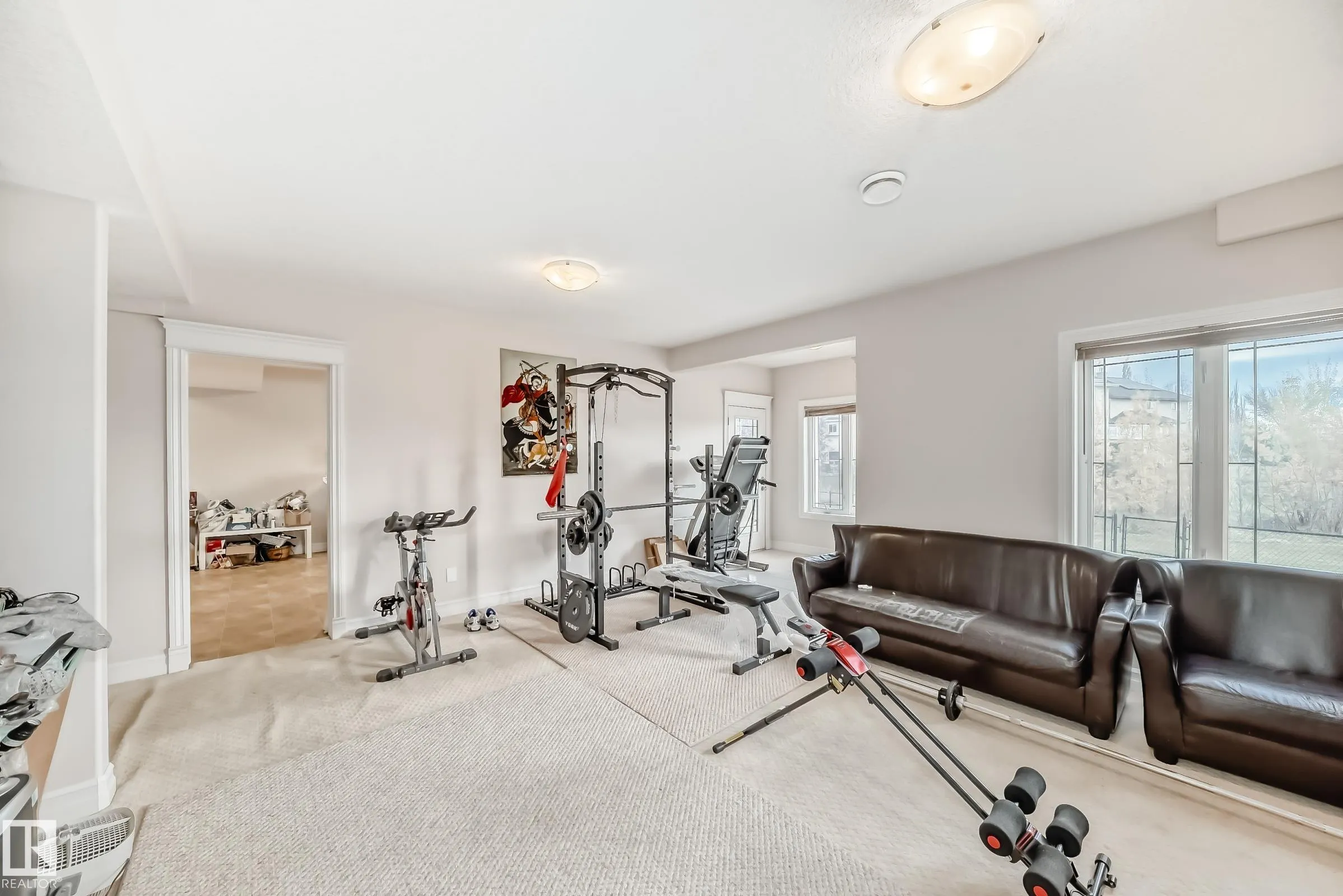 1525 HASWELL Close
