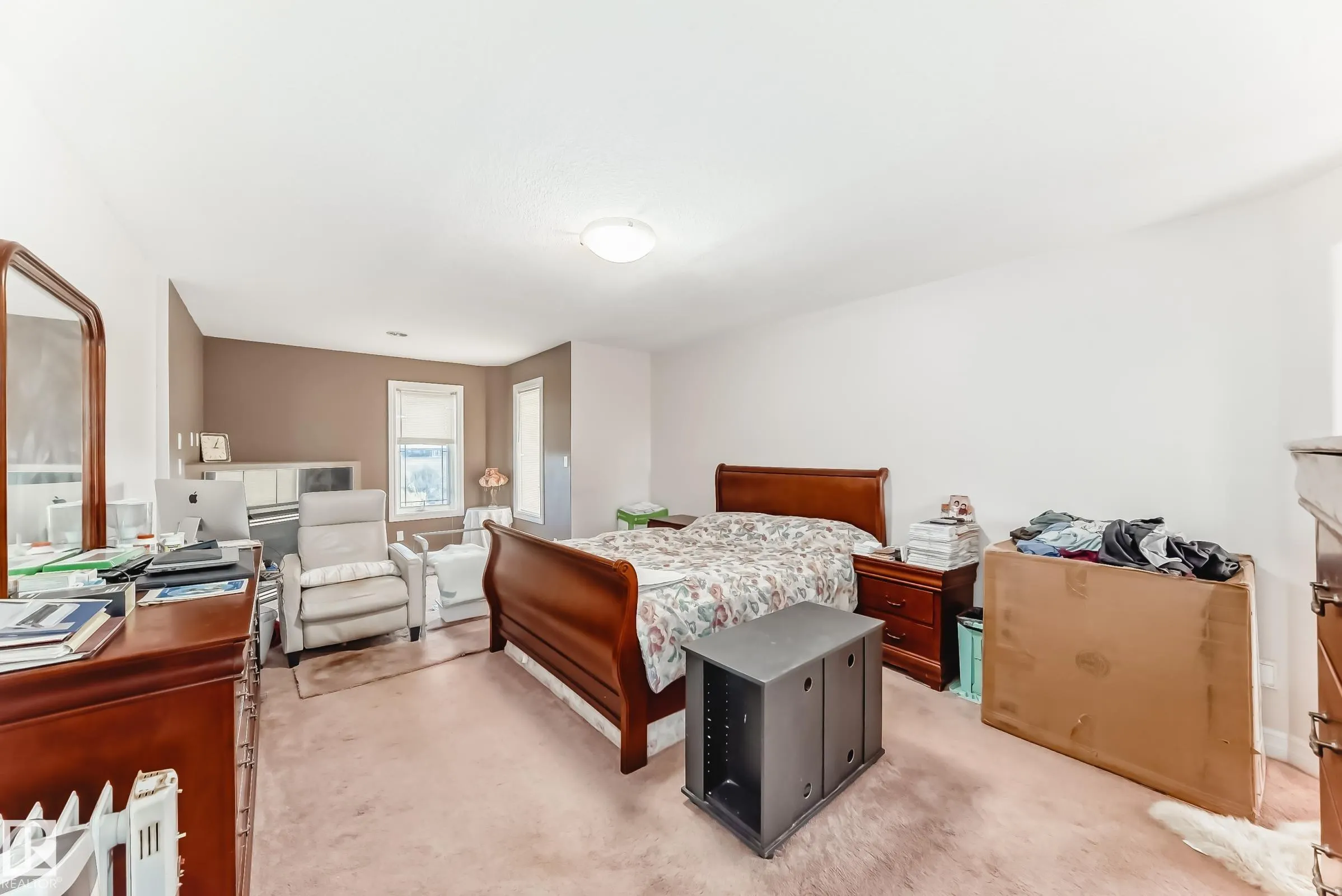 1525 HASWELL Close