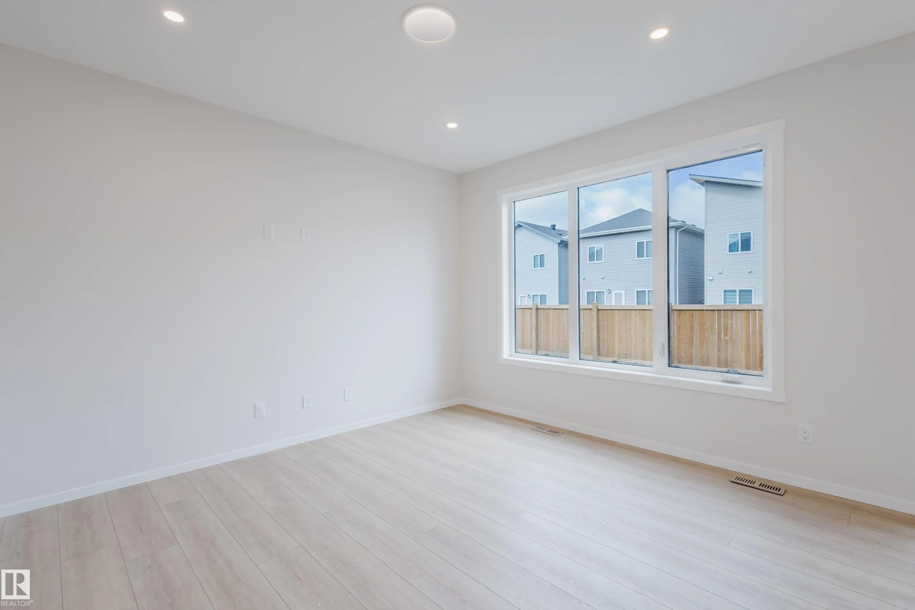 20505 16A Avenue