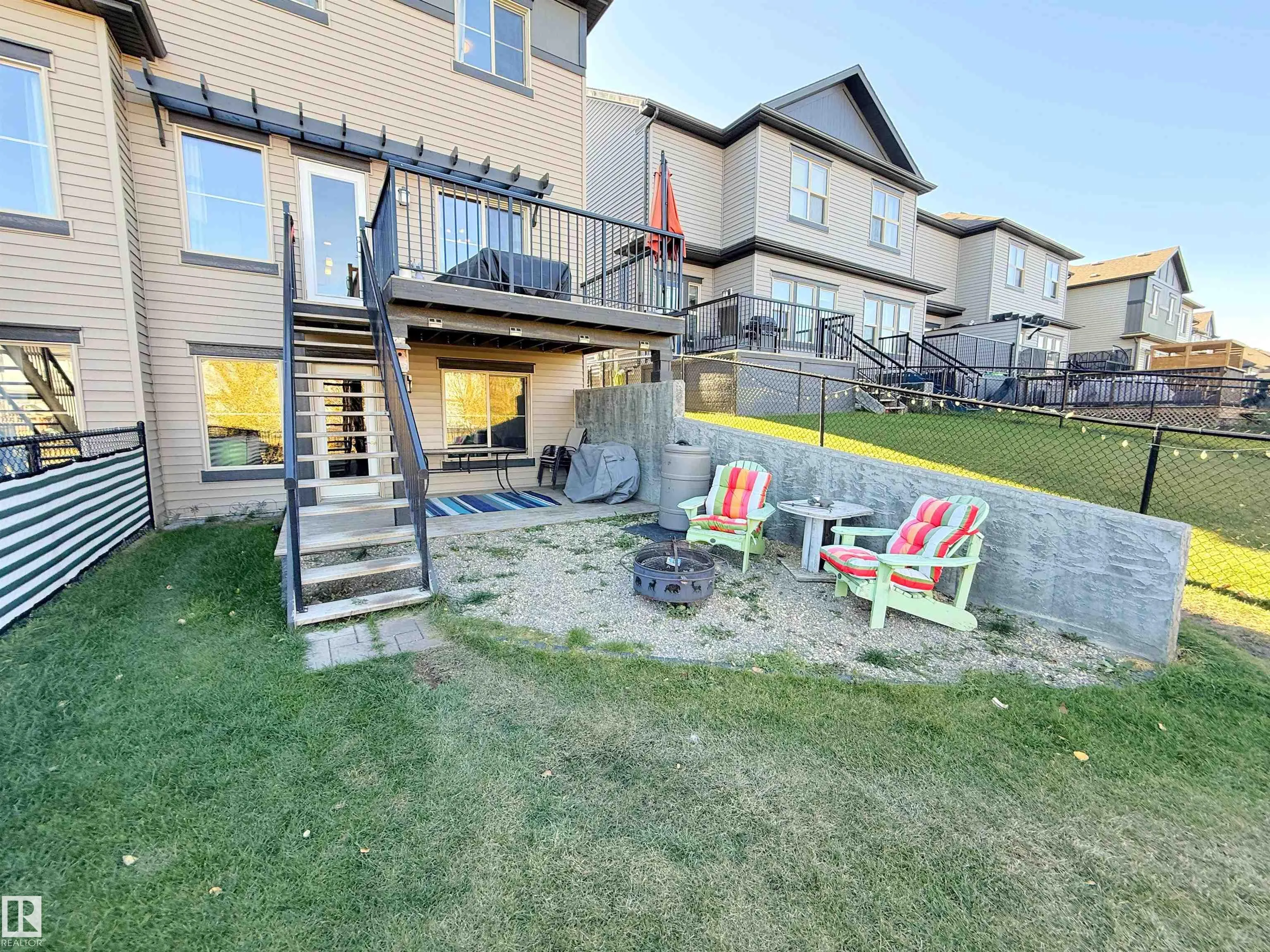 98 GREENBURY Close
