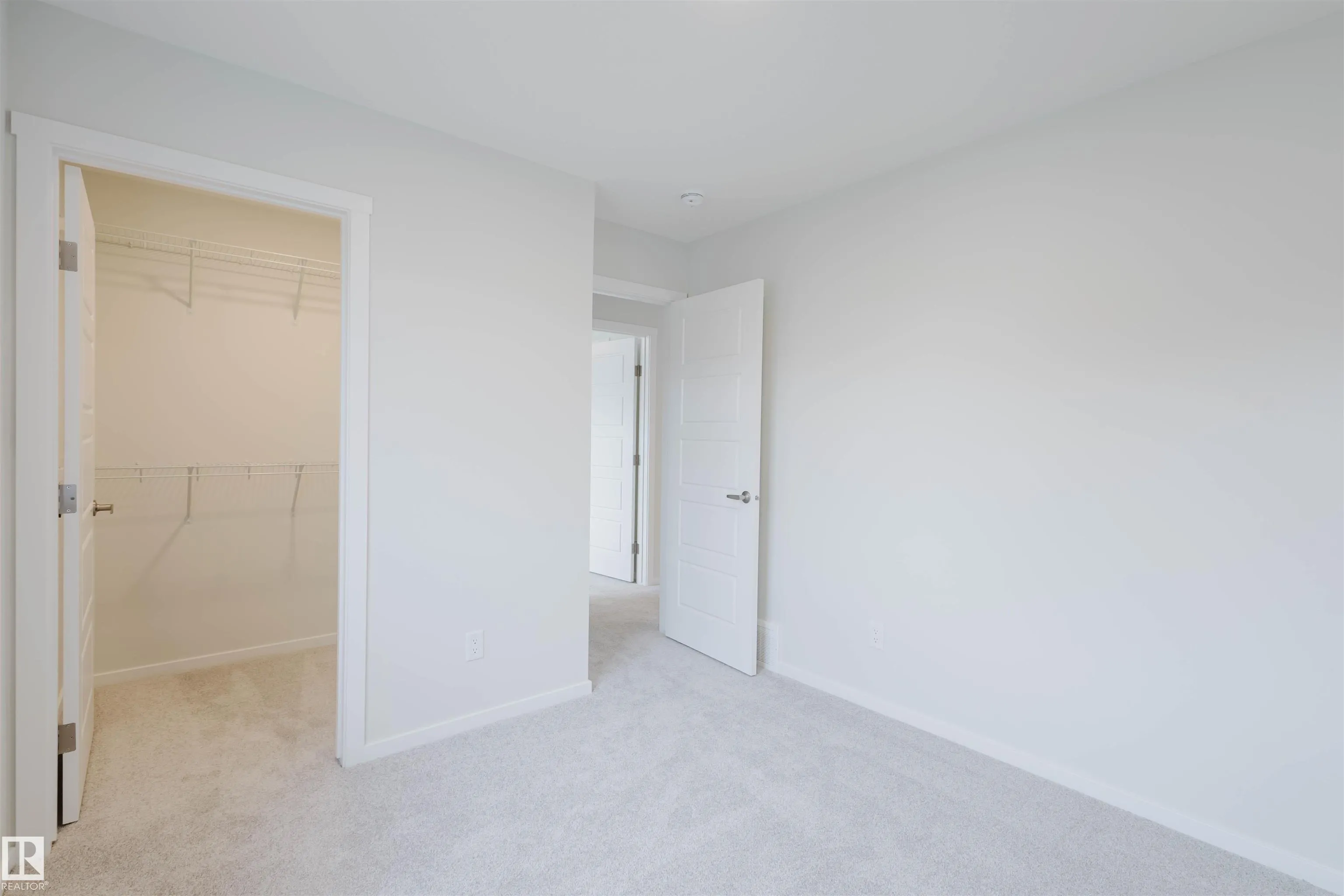 2031 209 Street