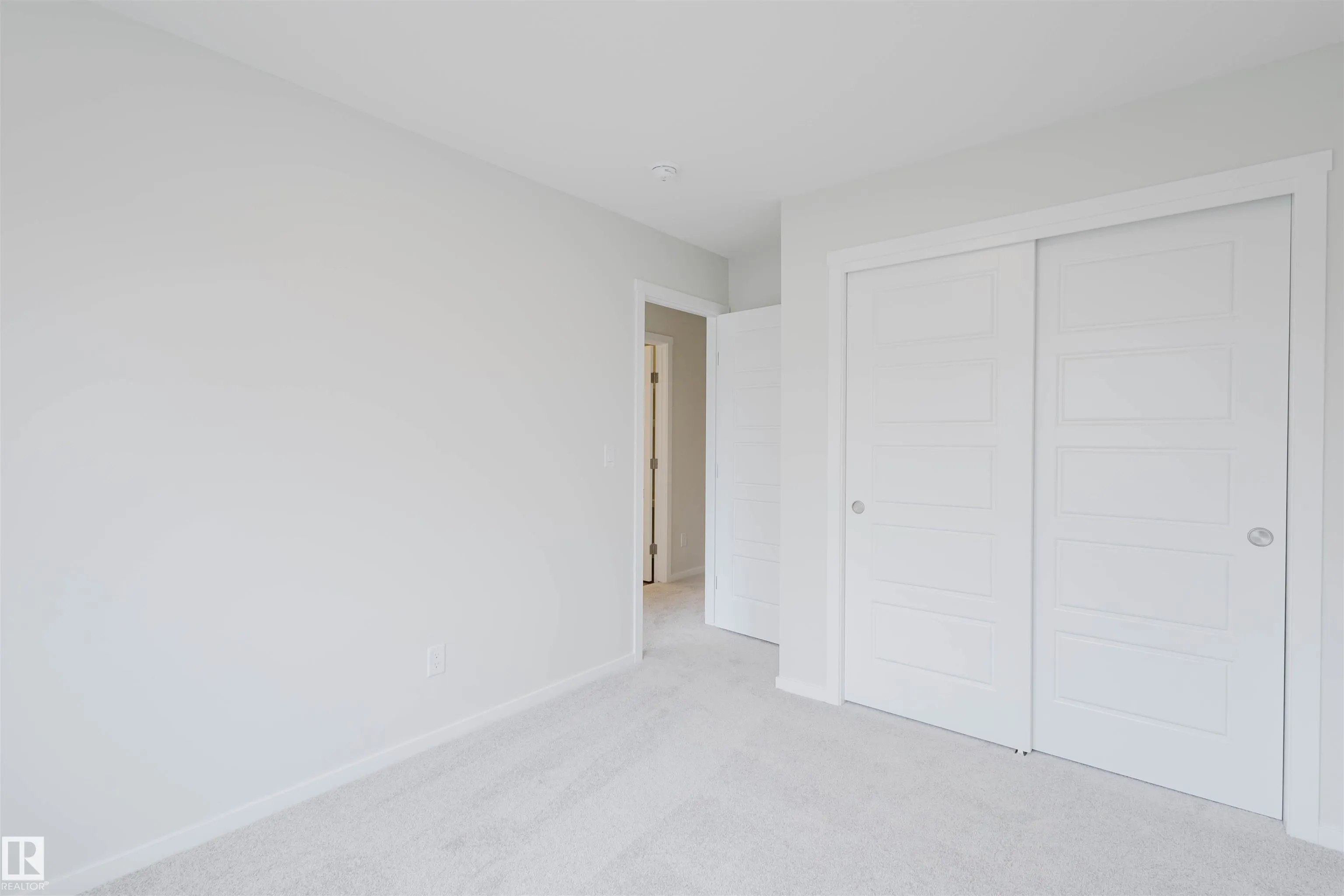2031 209 Street