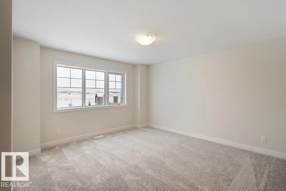 1033 Hearthstone Boulevard