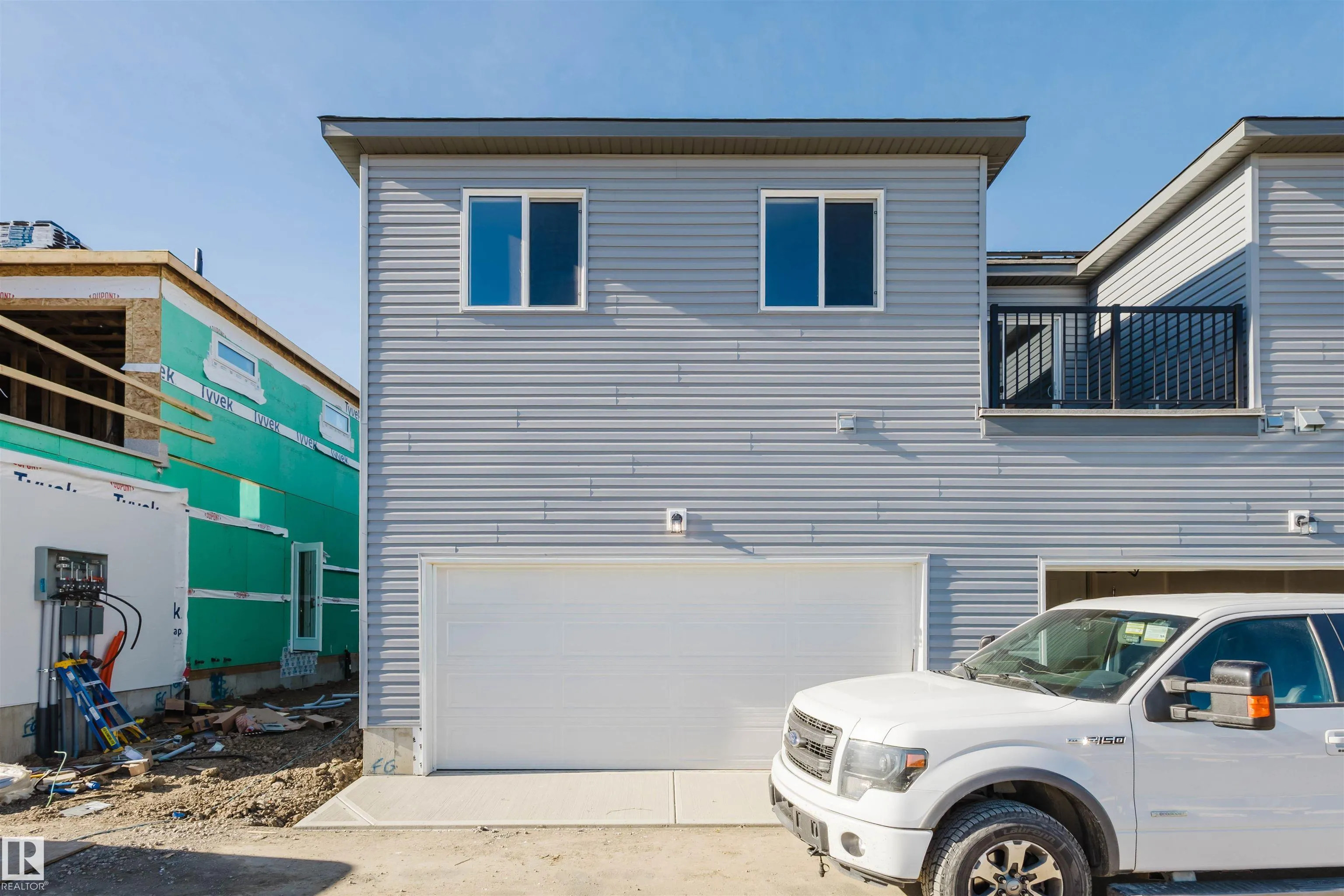 1033 Hearthstone Boulevard