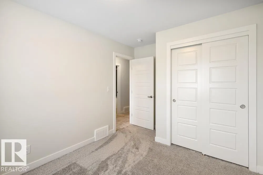 1033 Hearthstone Boulevard