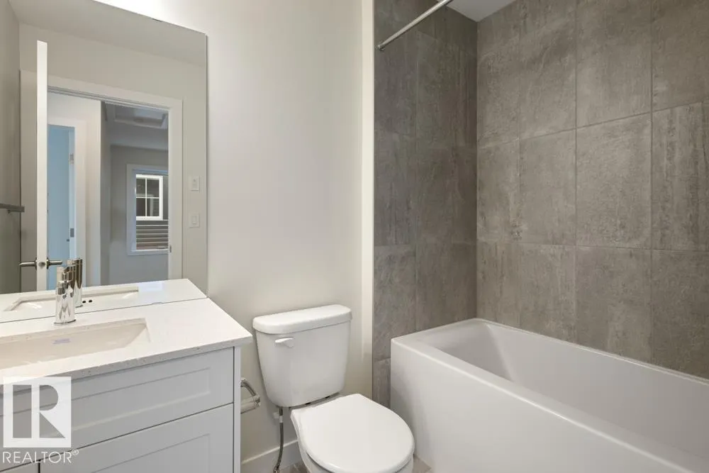 1033 Hearthstone Boulevard