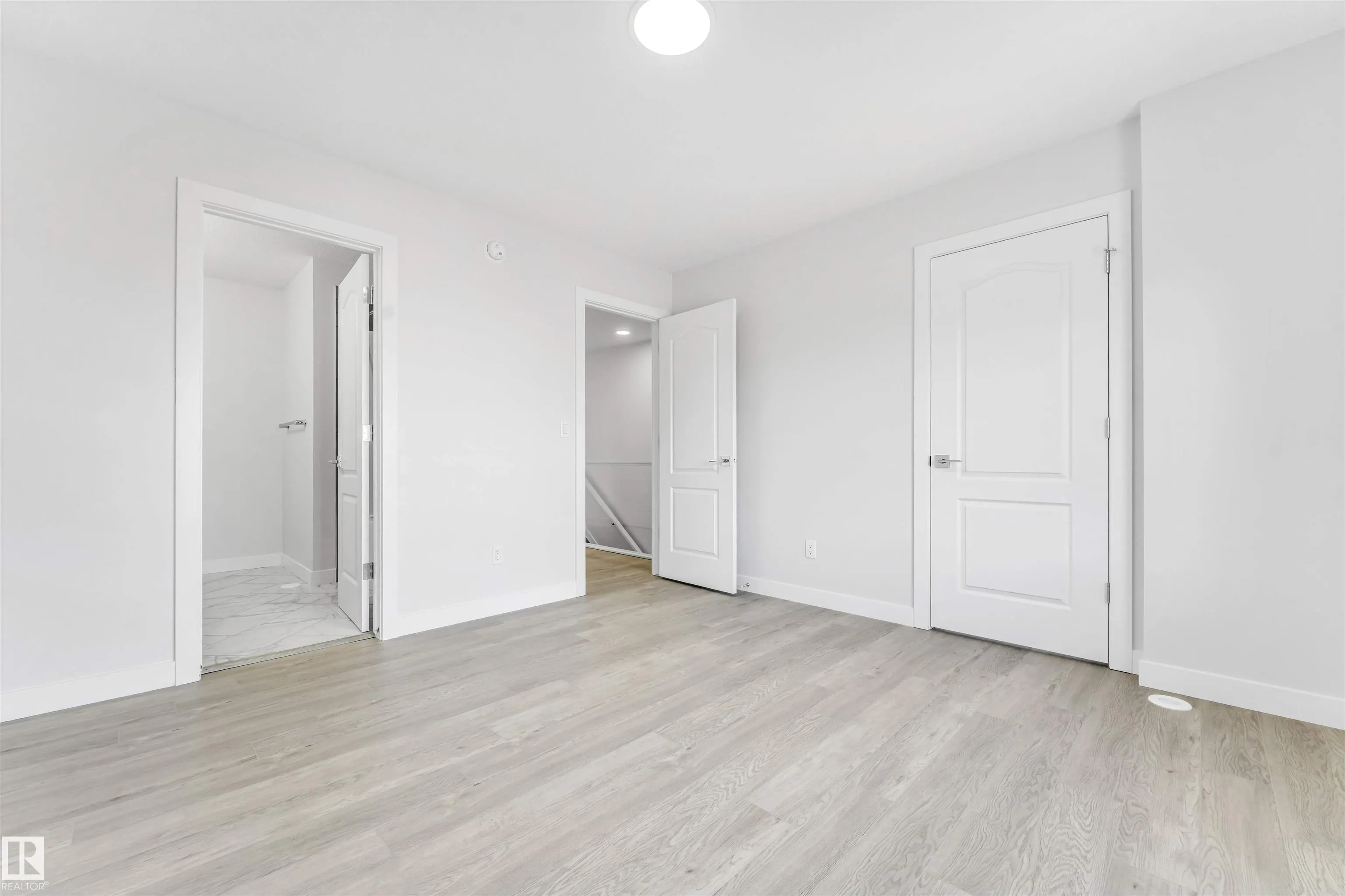 1005 ASTER Boulevard