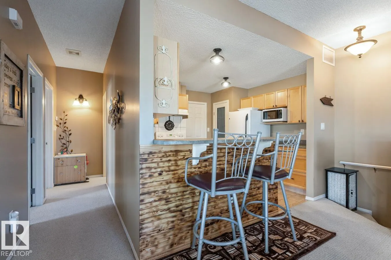 2508 HANNA Crescent