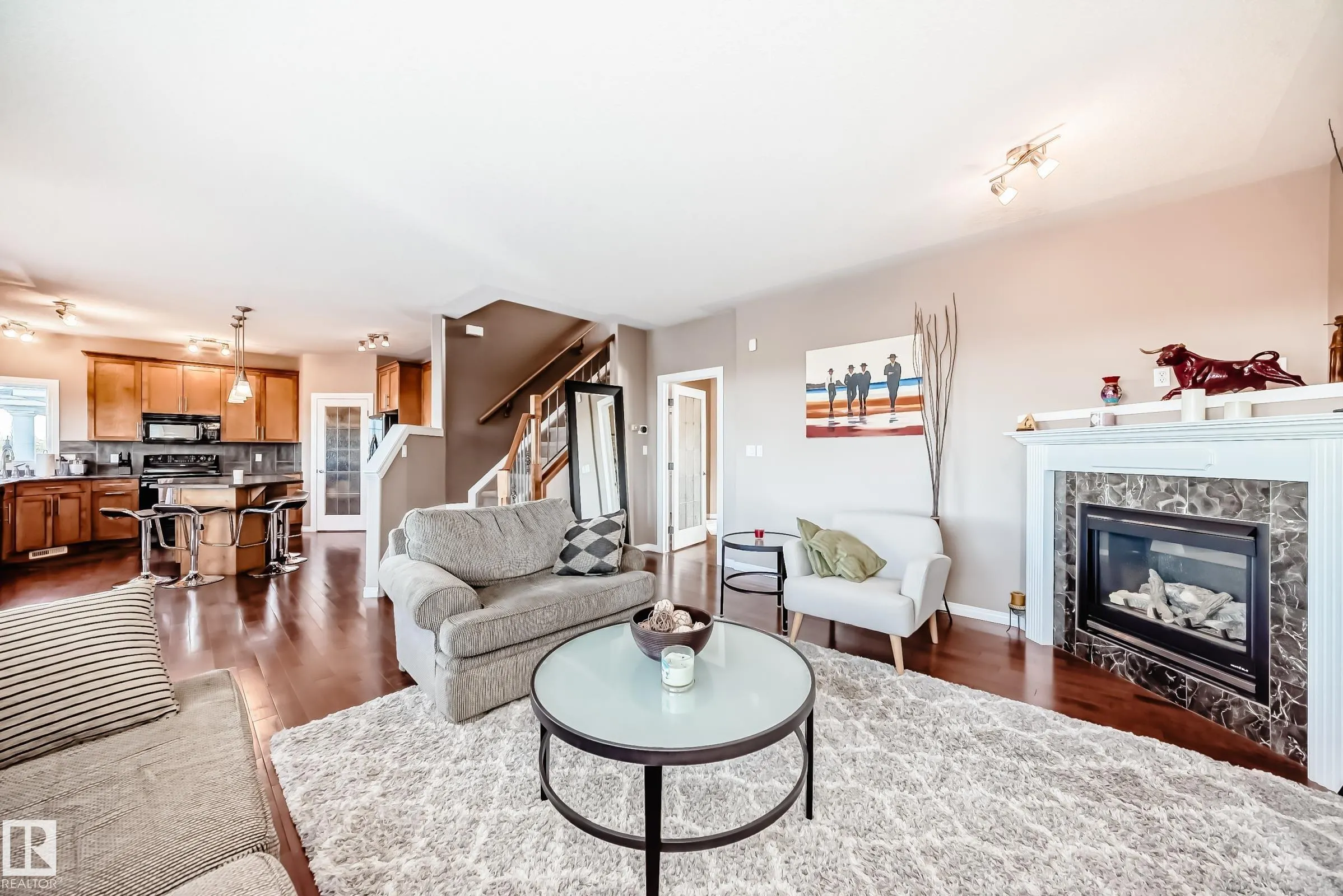 569 Stewart Crescent