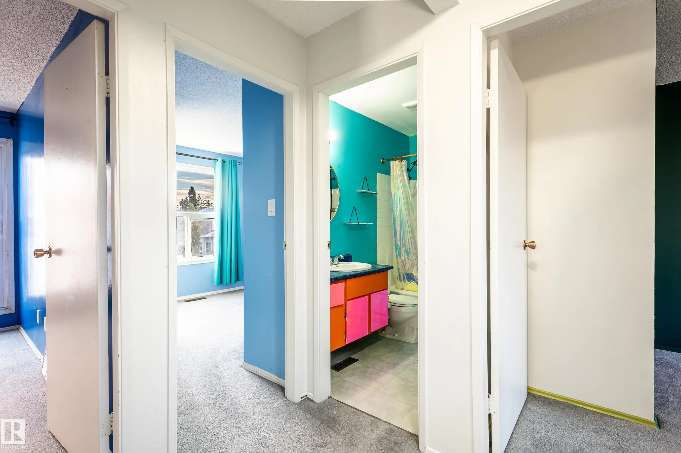 266 CHATEAU Place