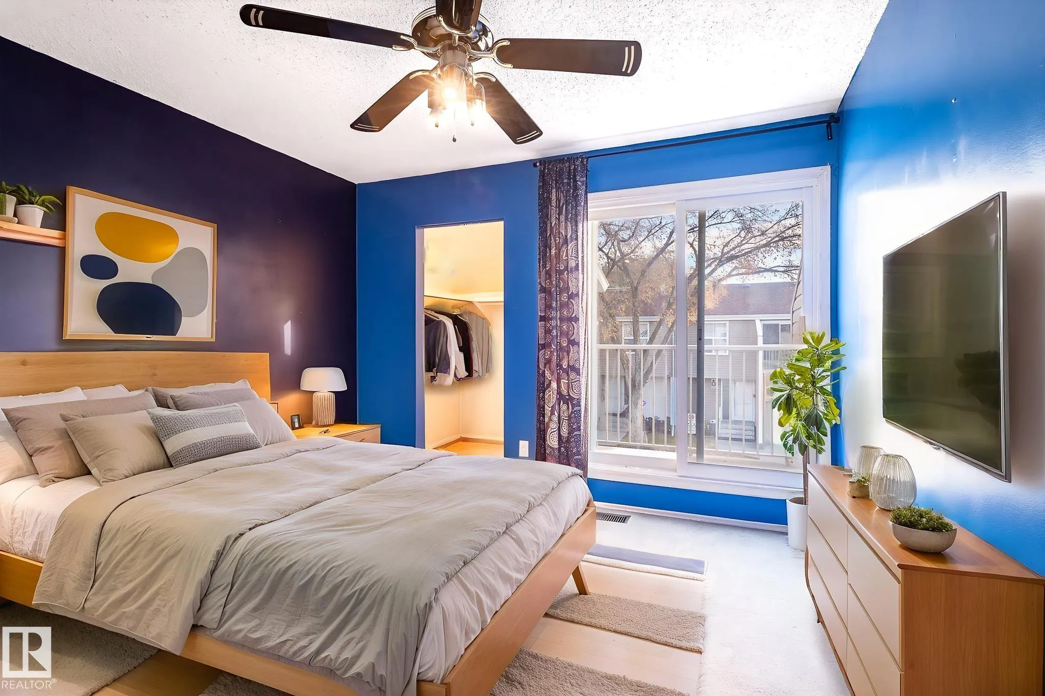 266 CHATEAU Place