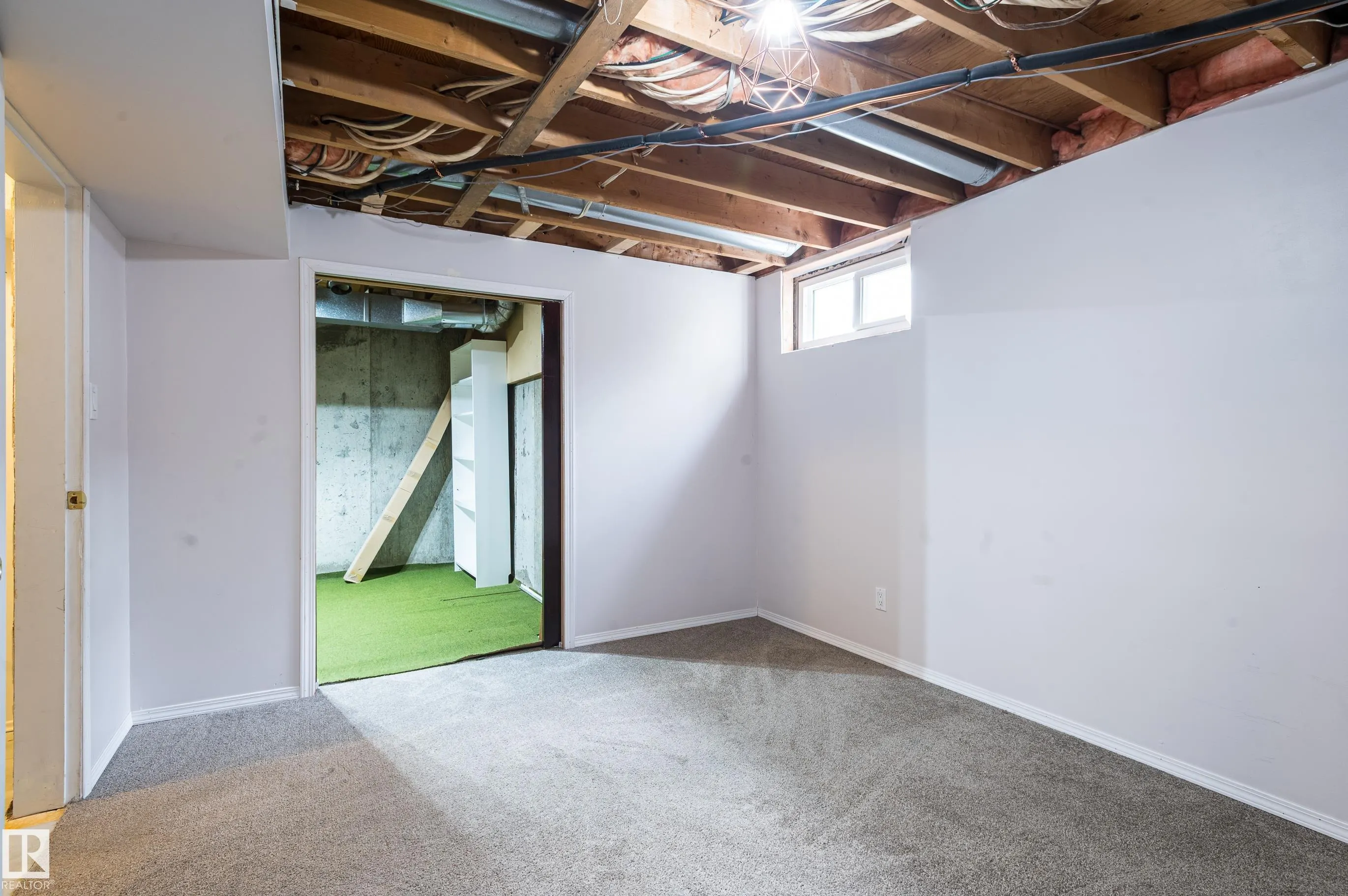 266 CHATEAU Place