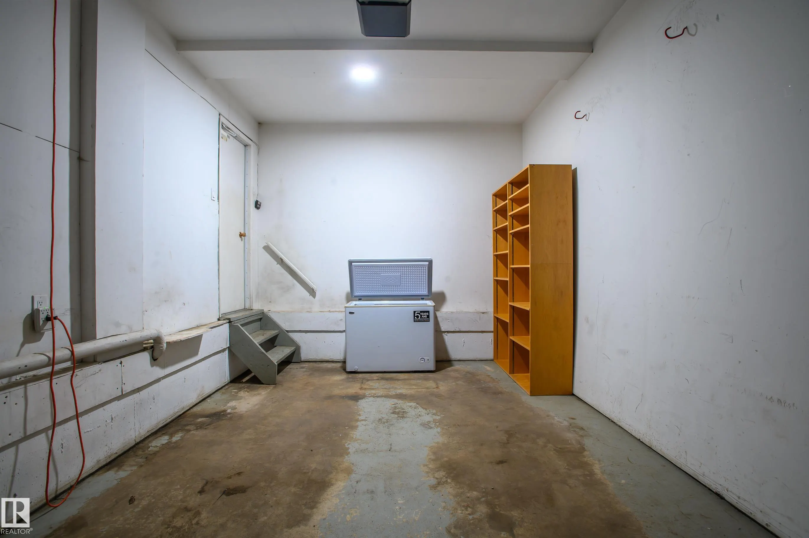 266 CHATEAU Place