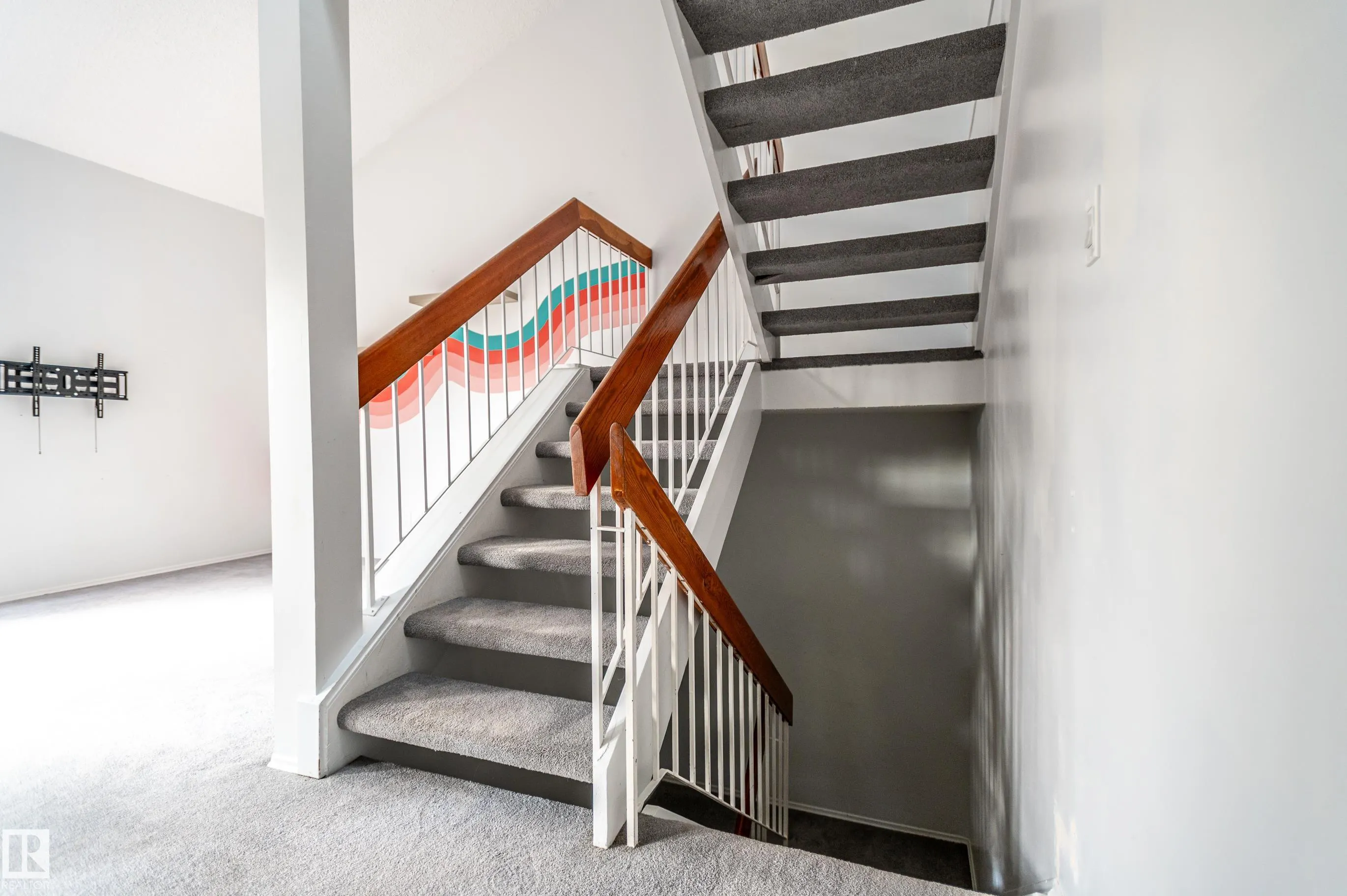 266 CHATEAU Place