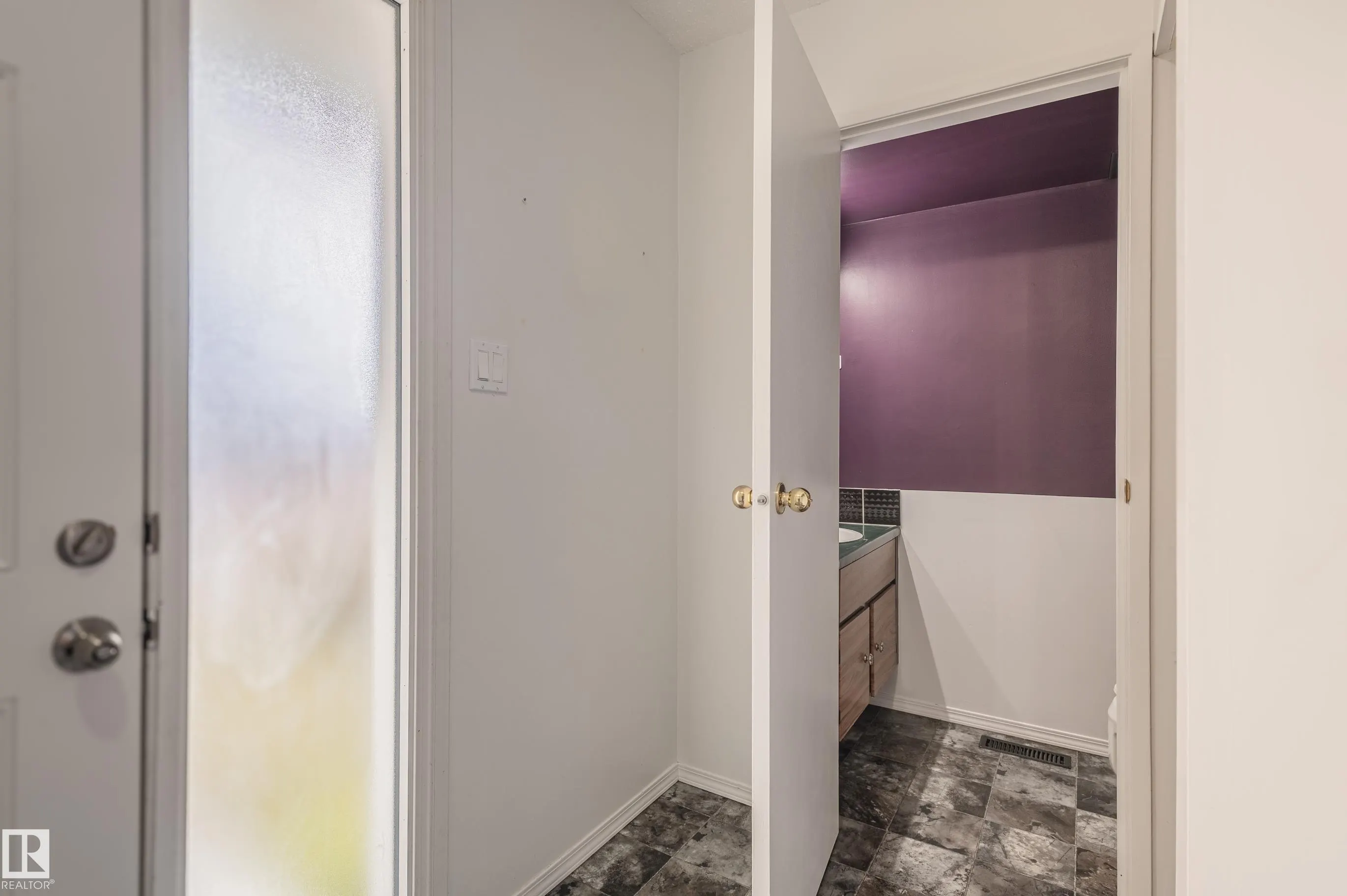 266 CHATEAU Place