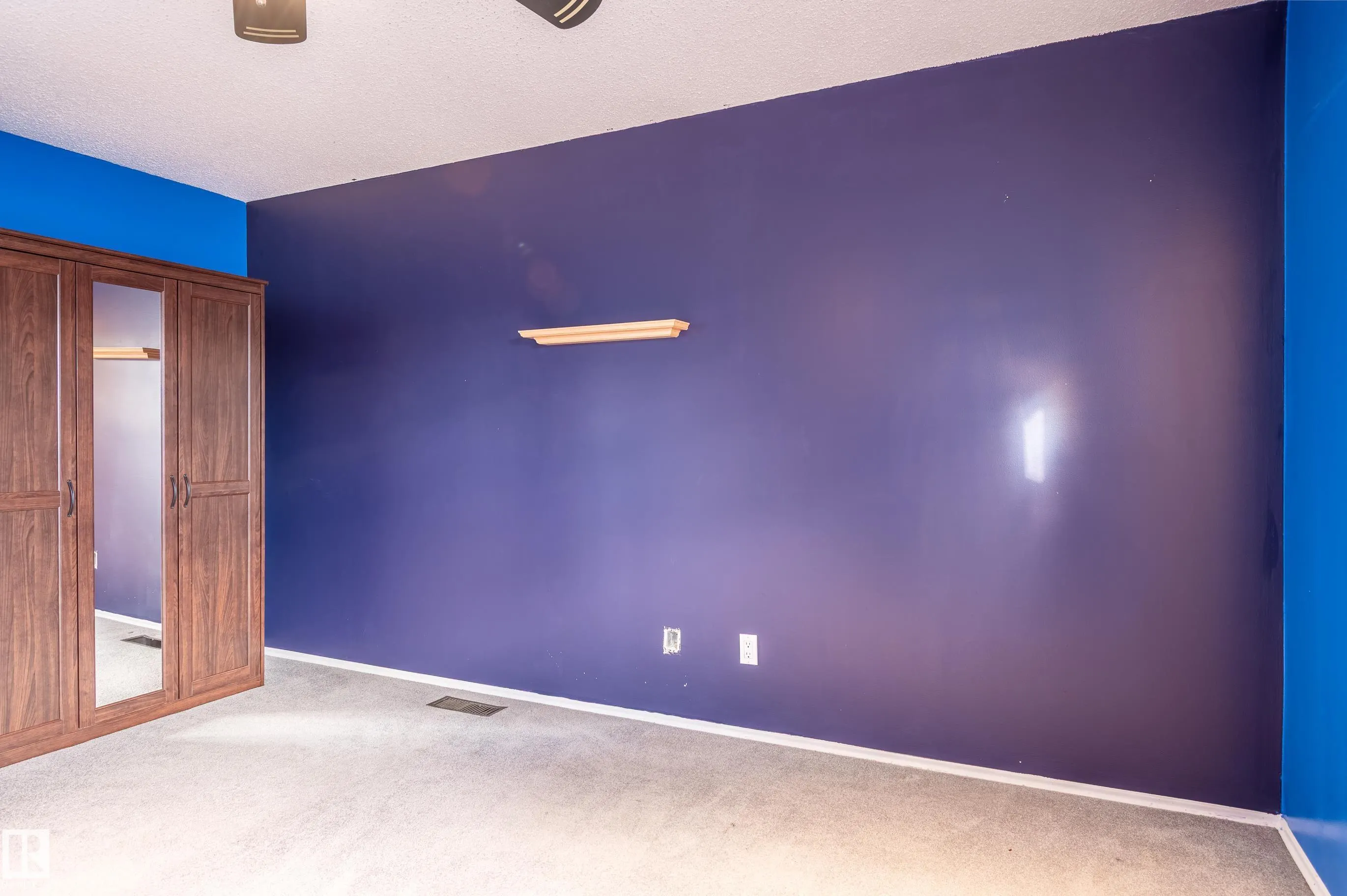 266 CHATEAU Place