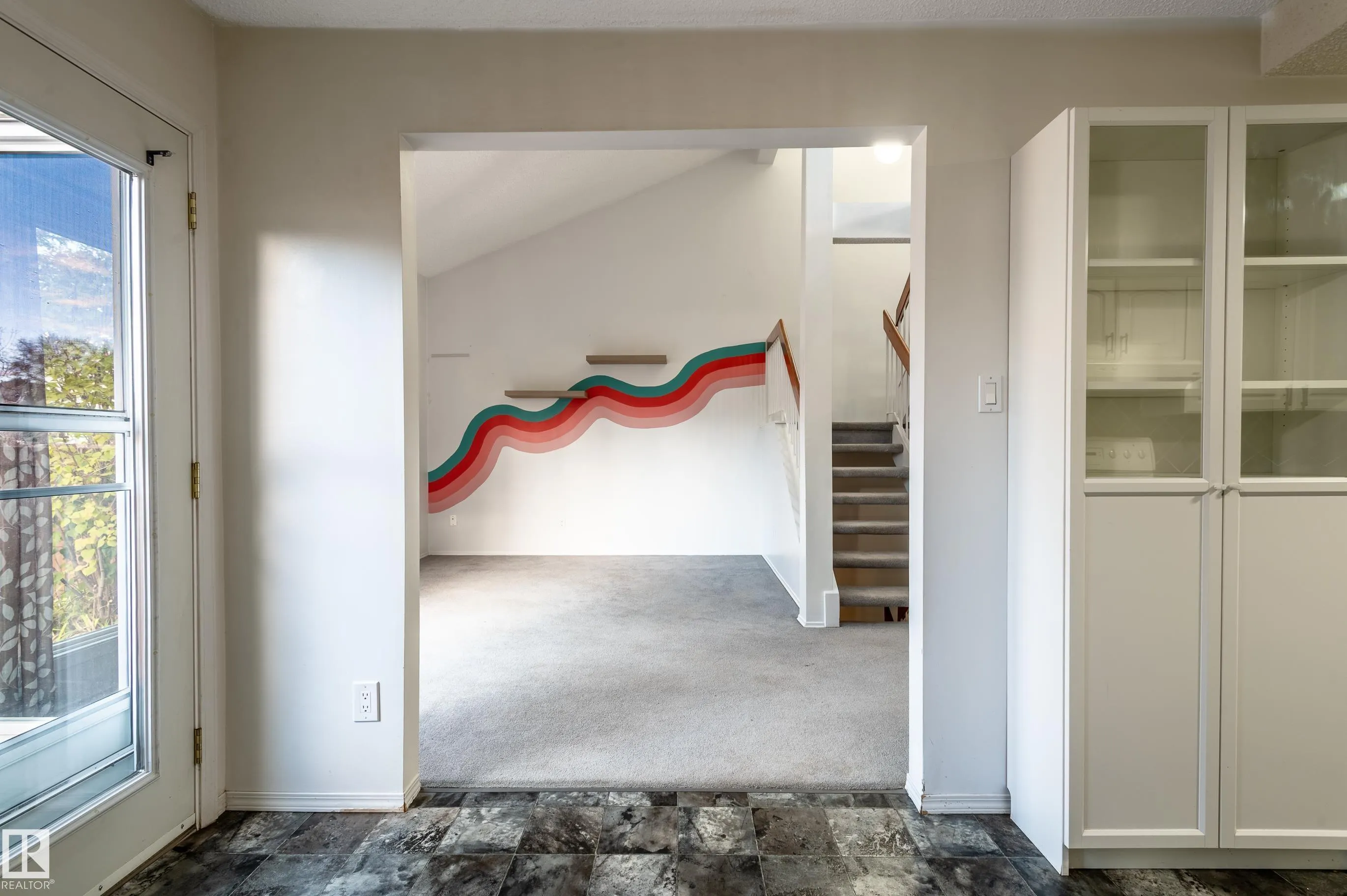 266 CHATEAU Place