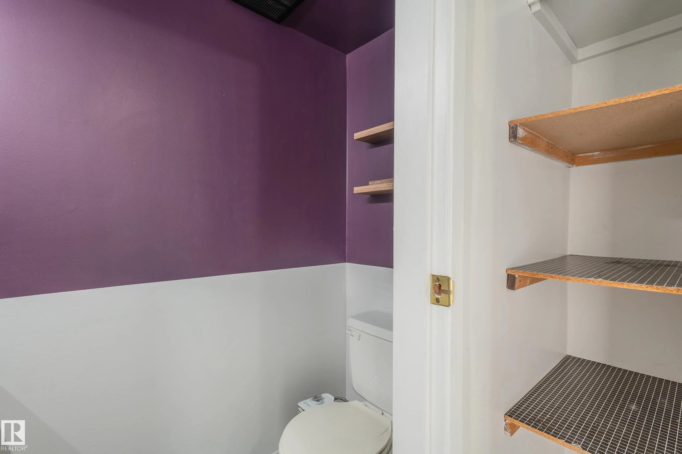 266 CHATEAU Place