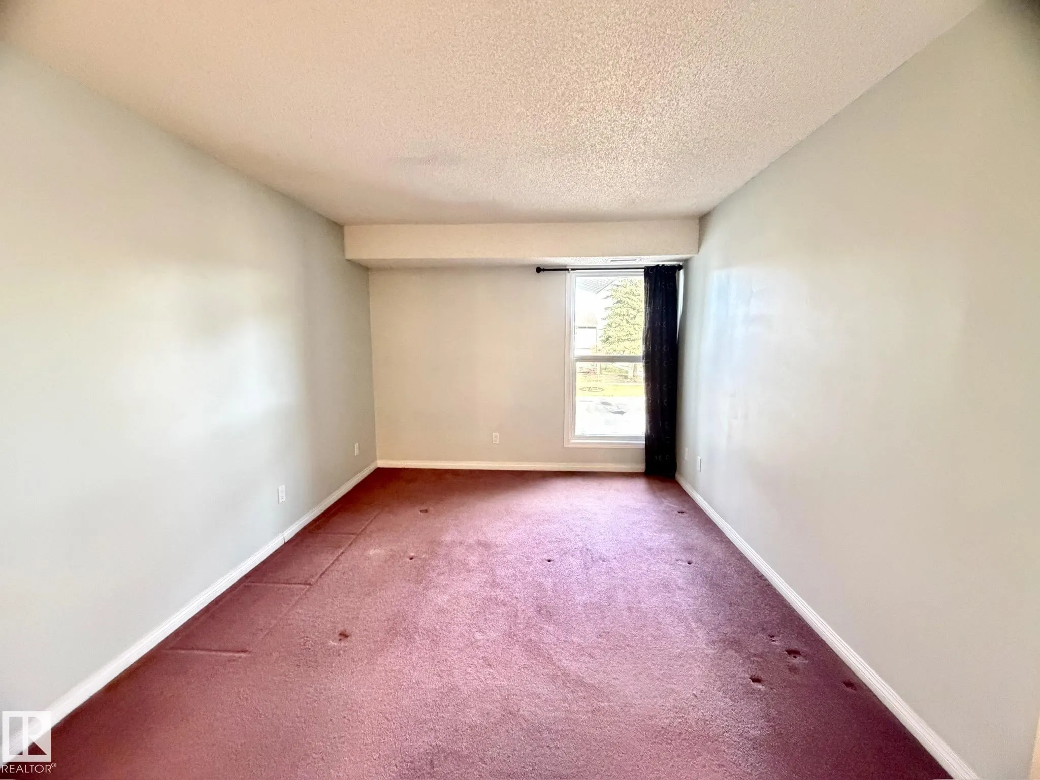 1166 SADDLEBACK Road