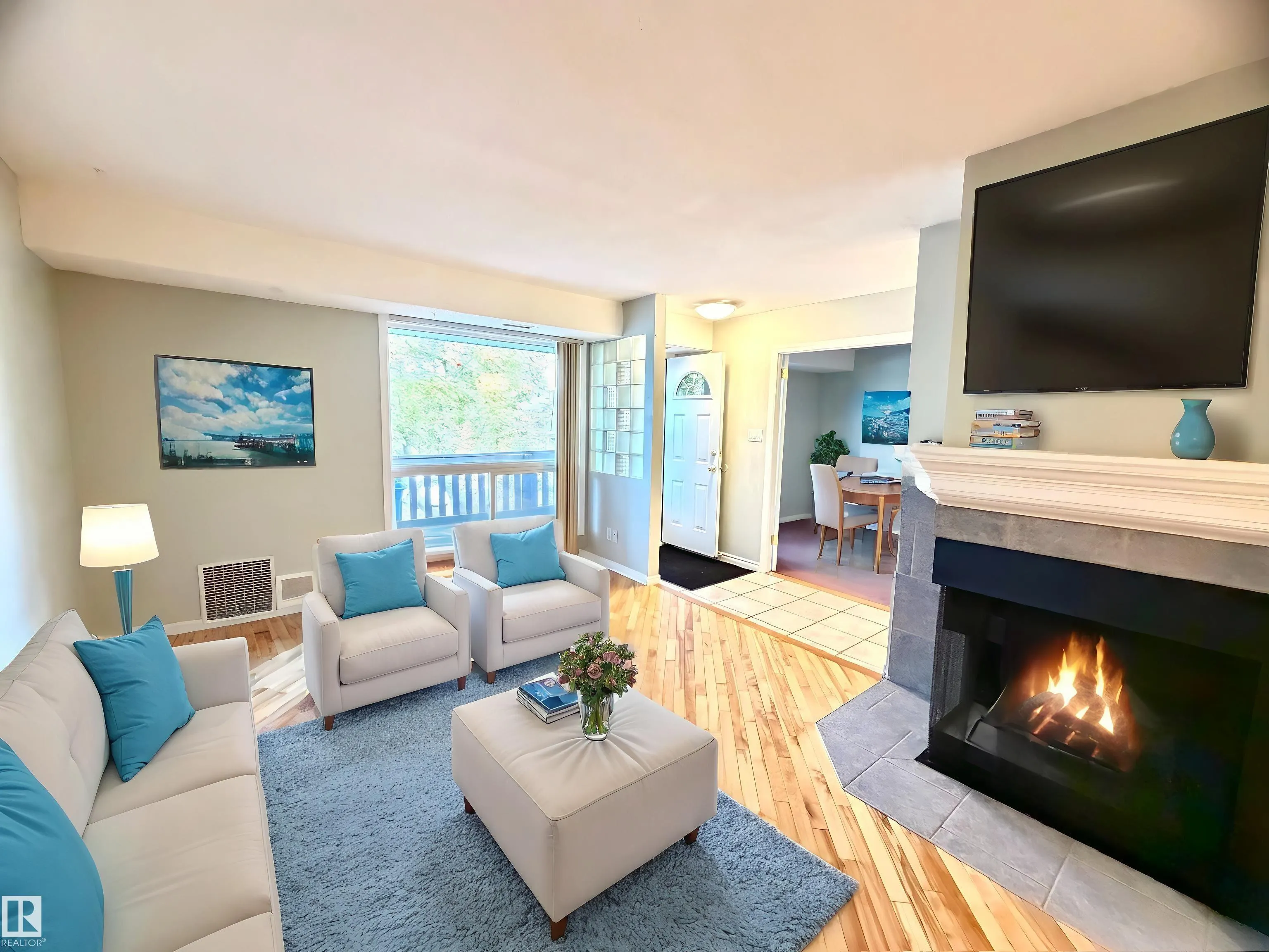 1166 SADDLEBACK Road