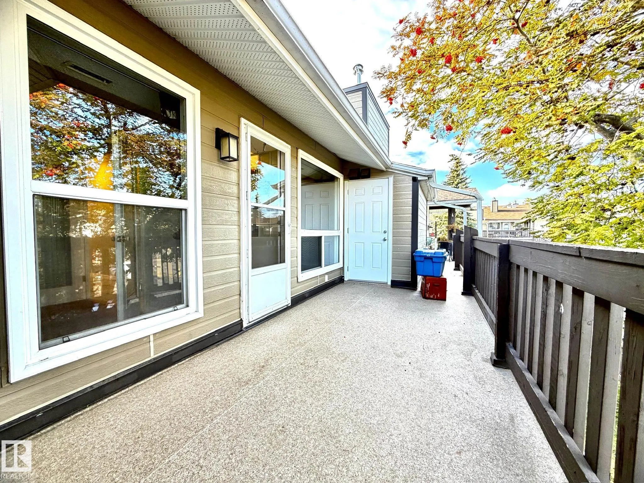 1166 SADDLEBACK Road