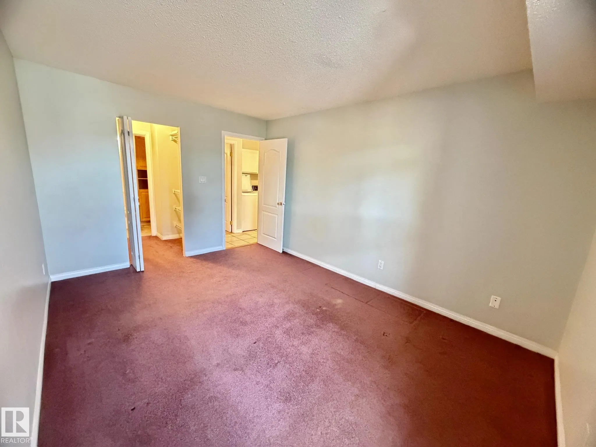 1166 SADDLEBACK Road