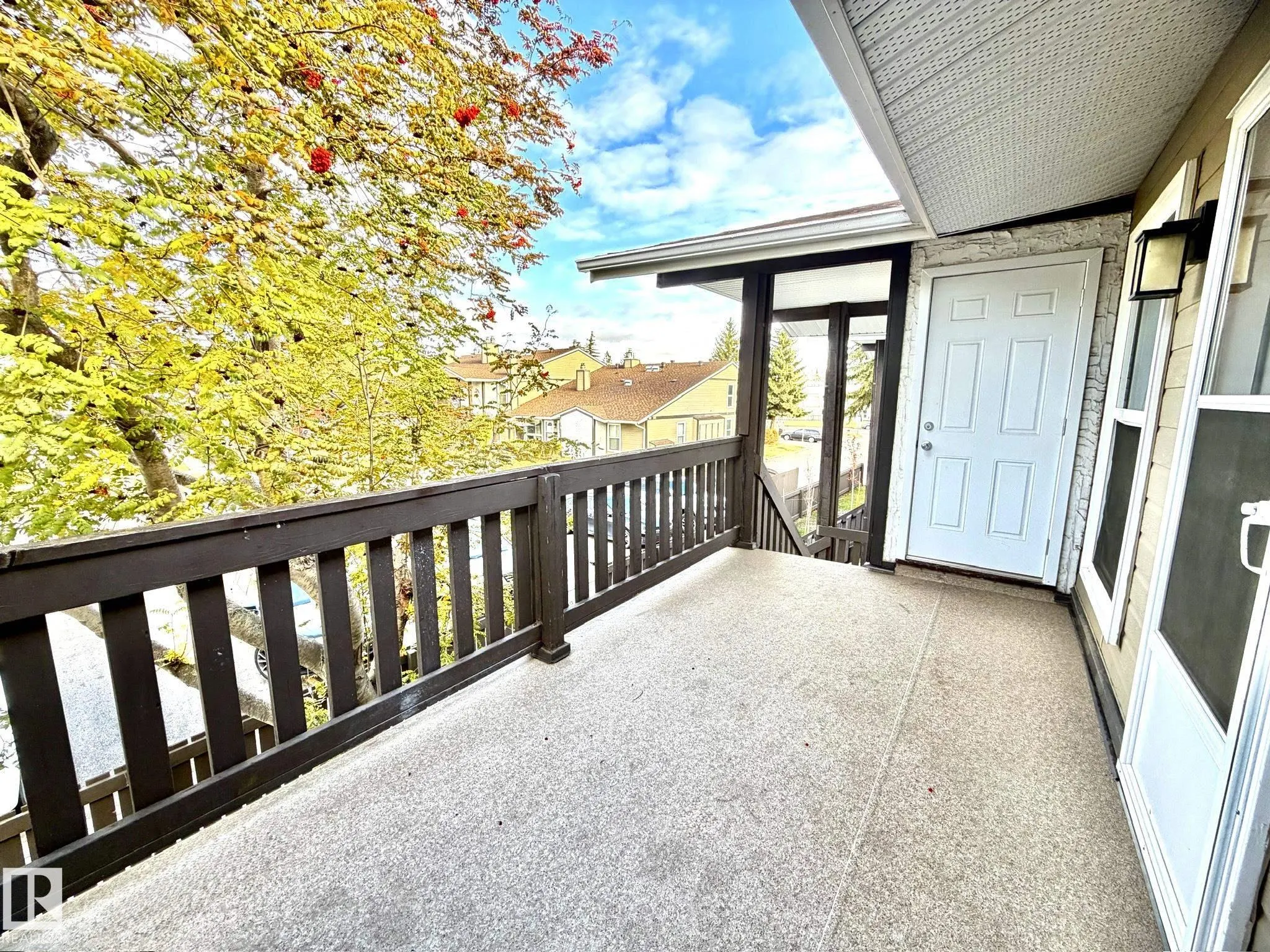 1166 SADDLEBACK Road