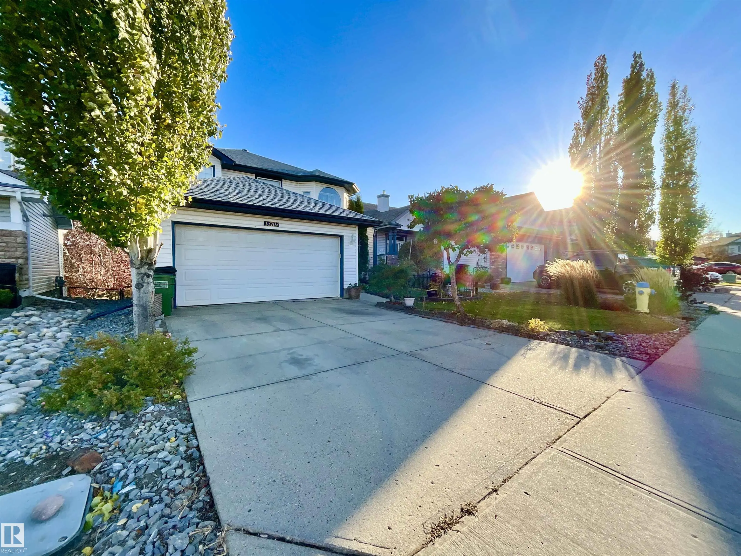 13707 149 Avenue