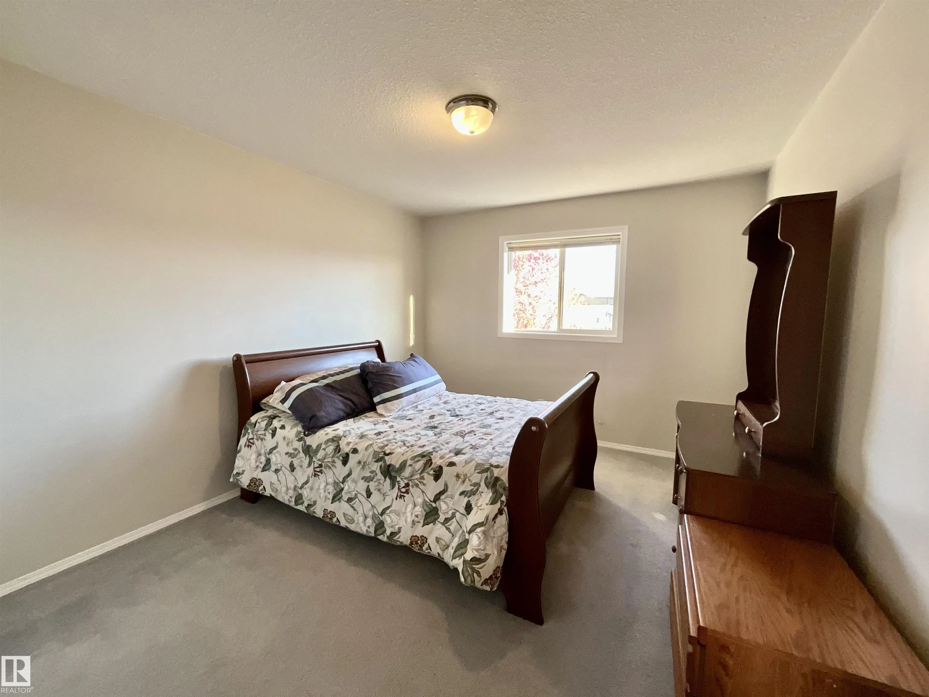 13707 149 Avenue