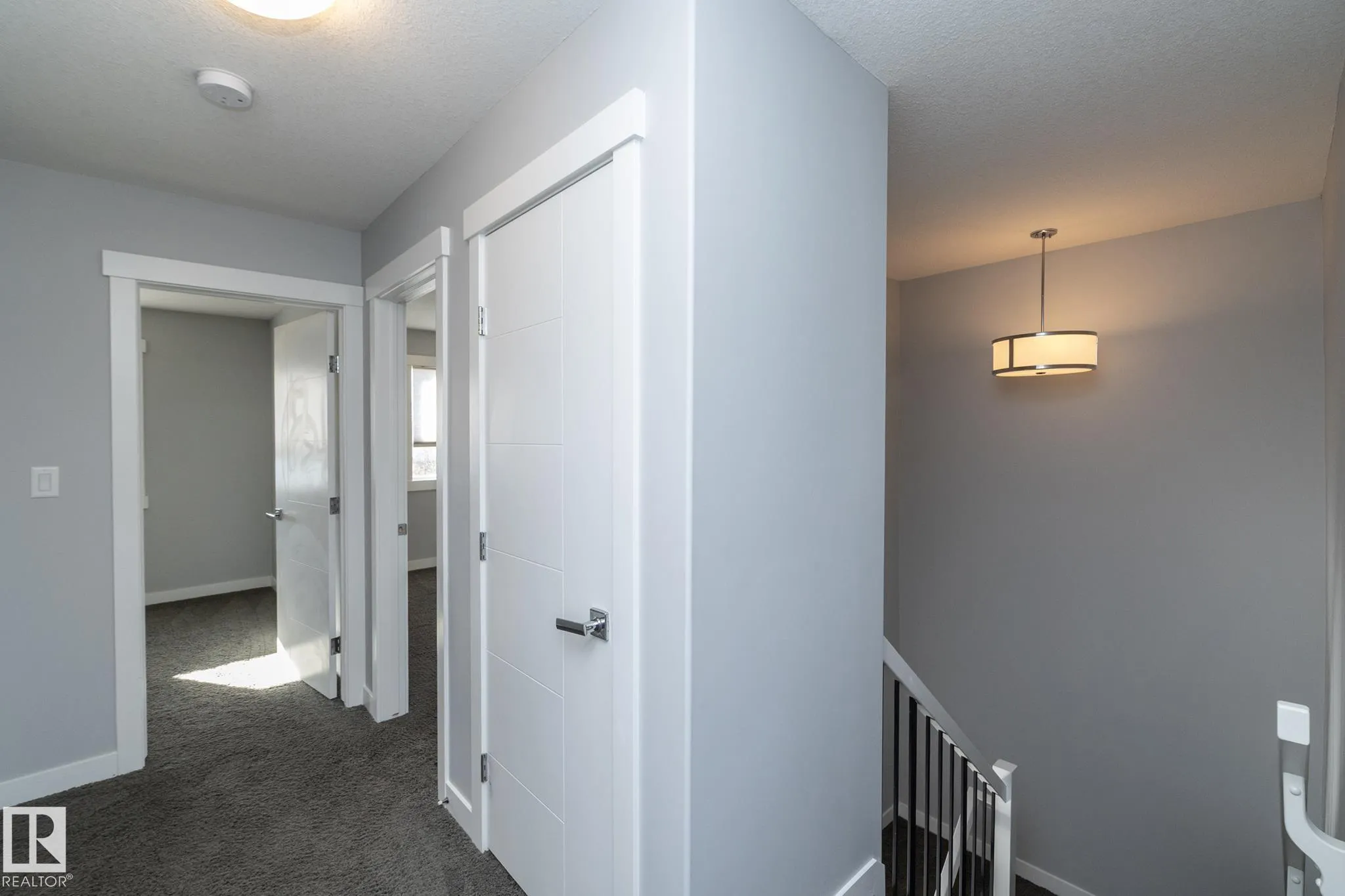 7257 ARMOUR Crescent