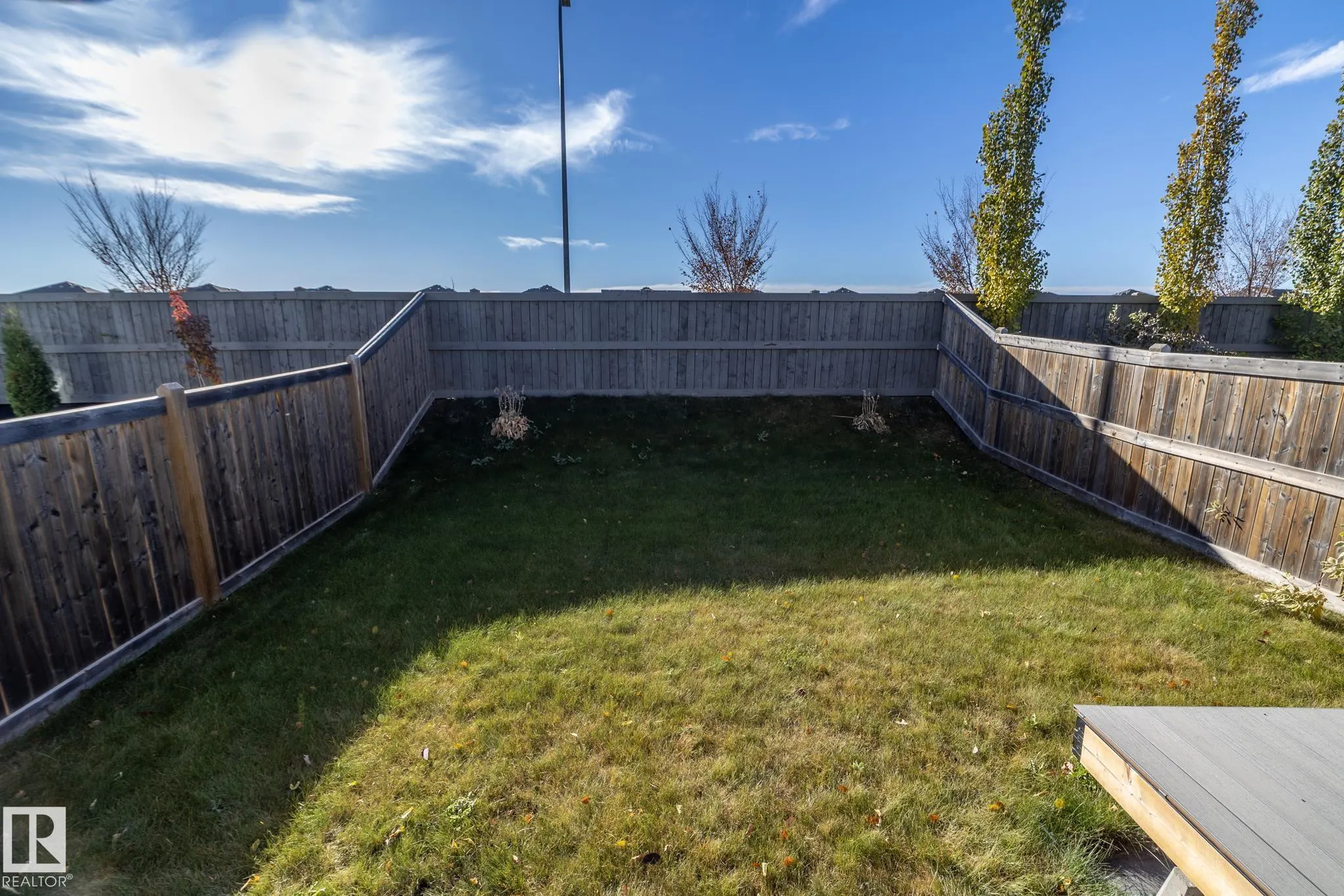 7257 ARMOUR Crescent