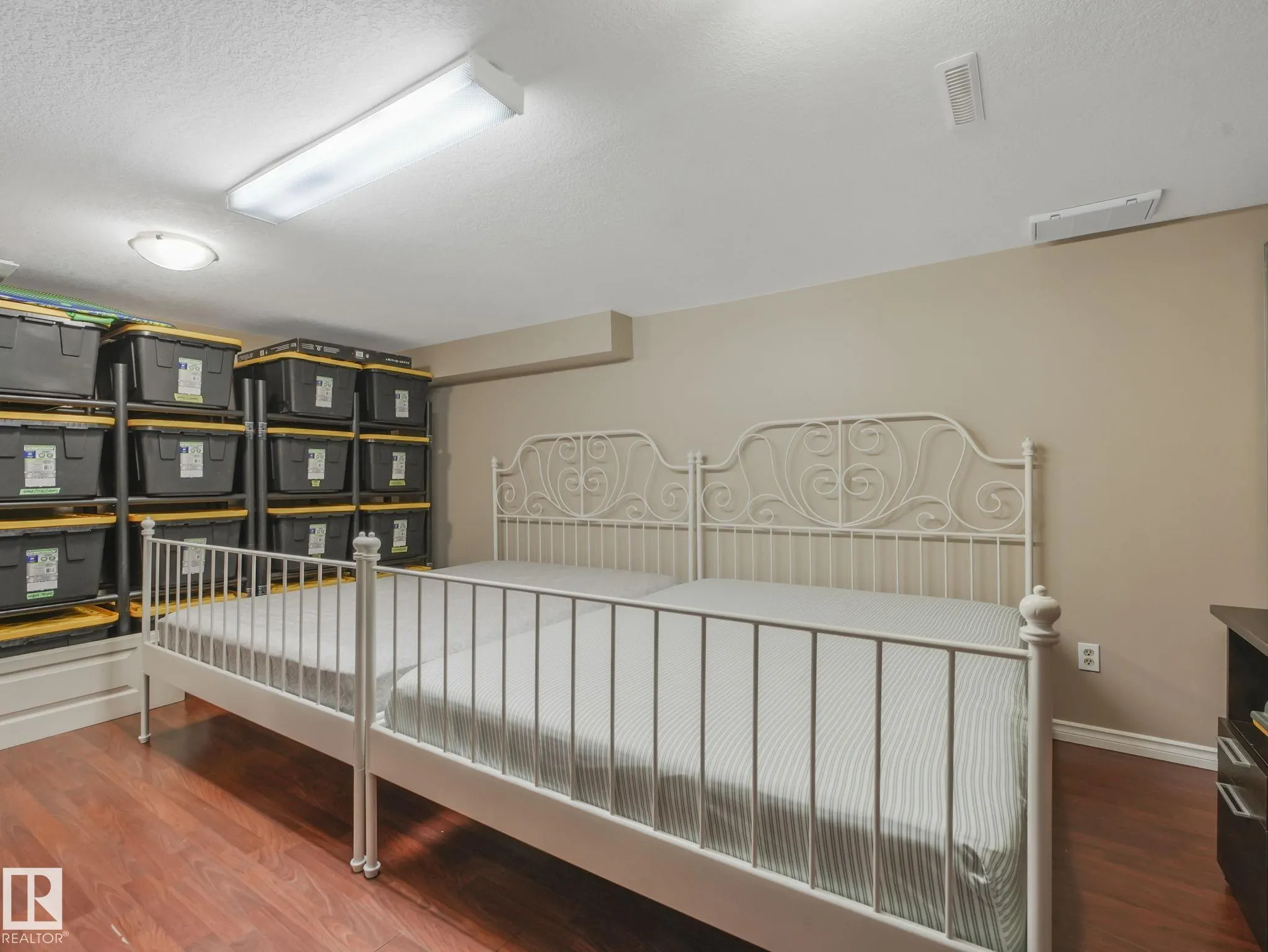 1 GARDEN GROVE