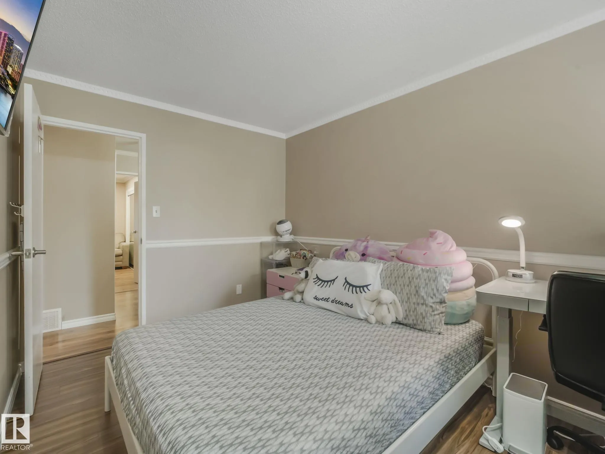 1 GARDEN GROVE