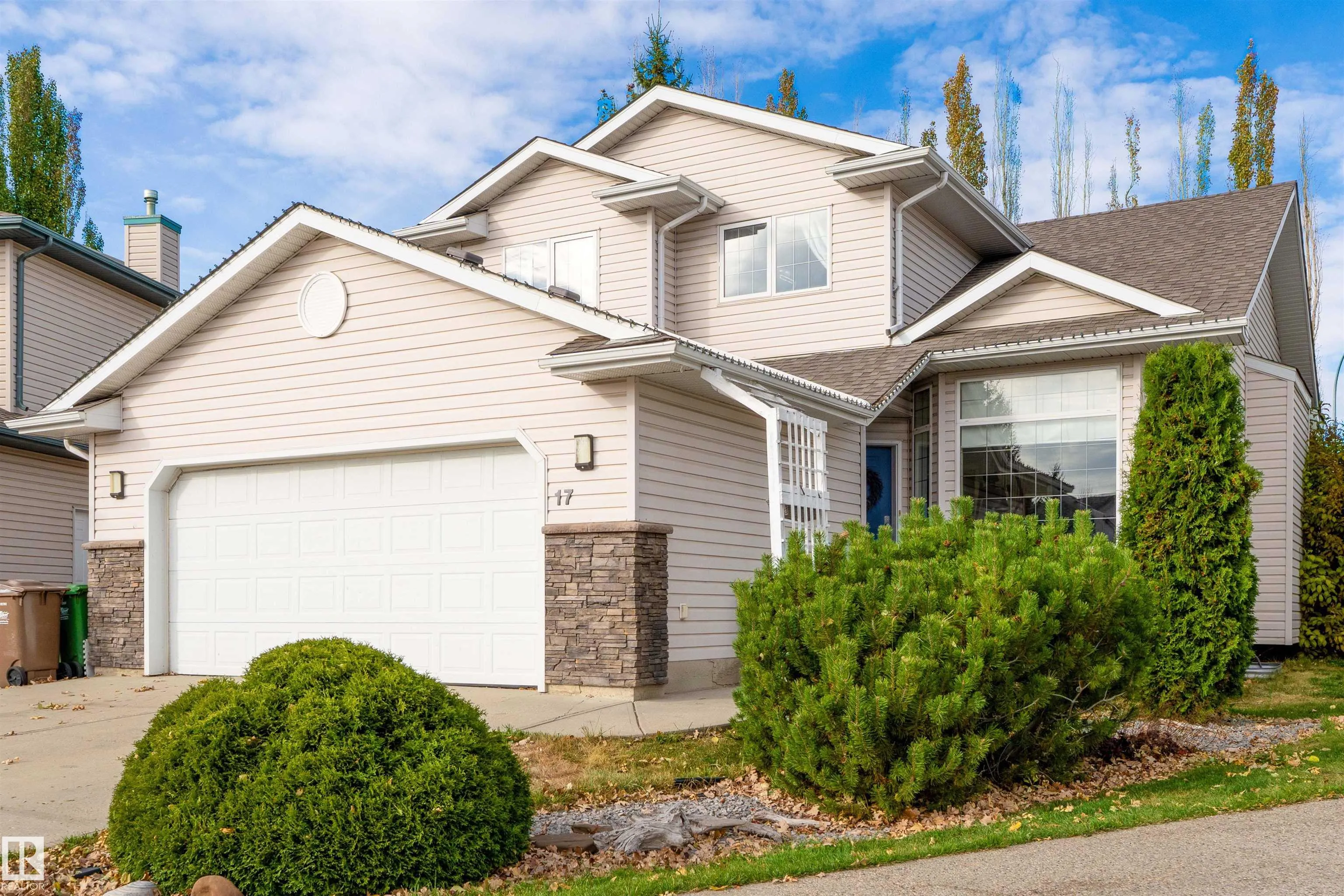 17 OLMSTEAD Crest